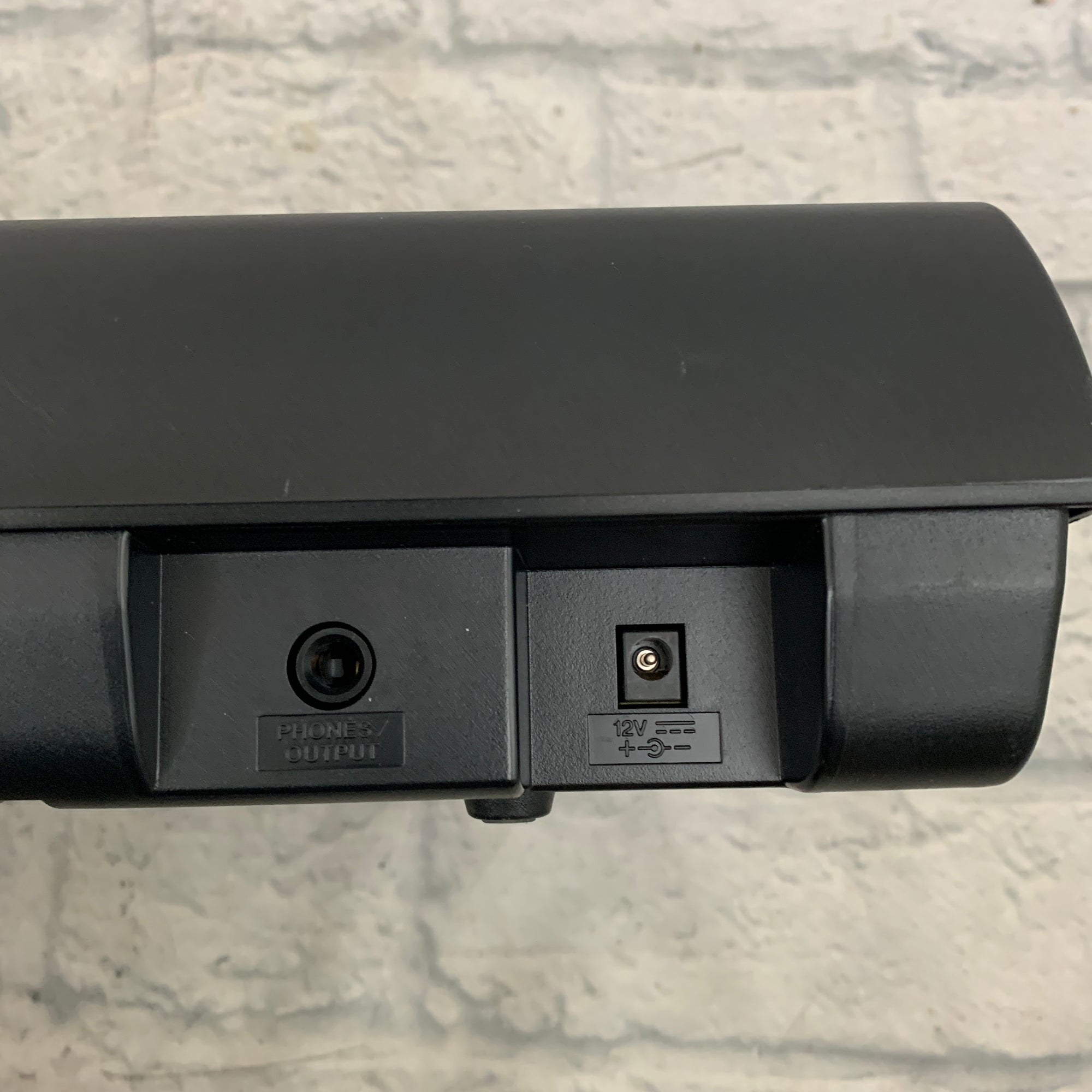Yamaha NP-11 Piaggero Portable Keyboard 61 Key Digital Piano