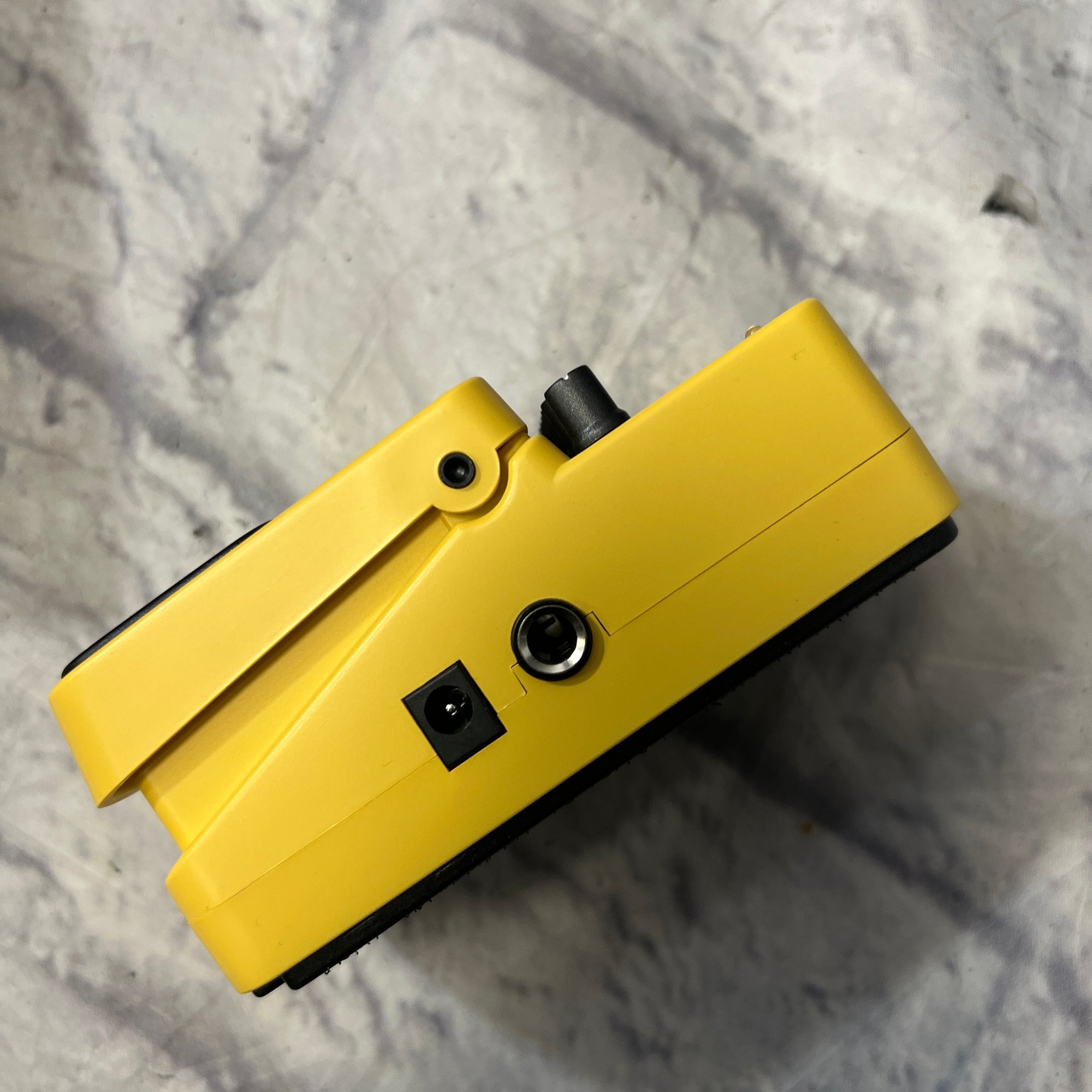 Behringer EQ700 Graphic EQ Pedal