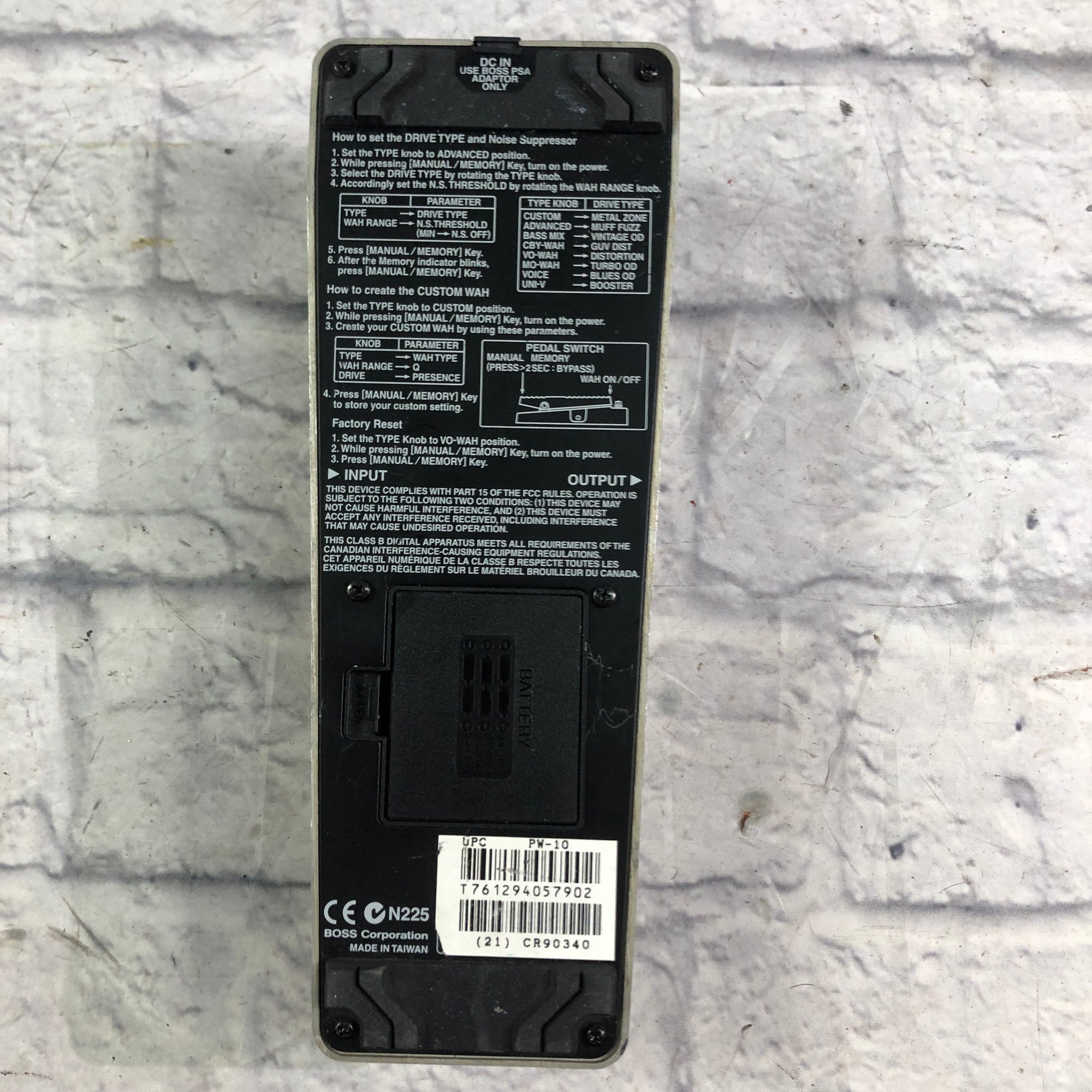 Boss PW-10 V Wah Pedal