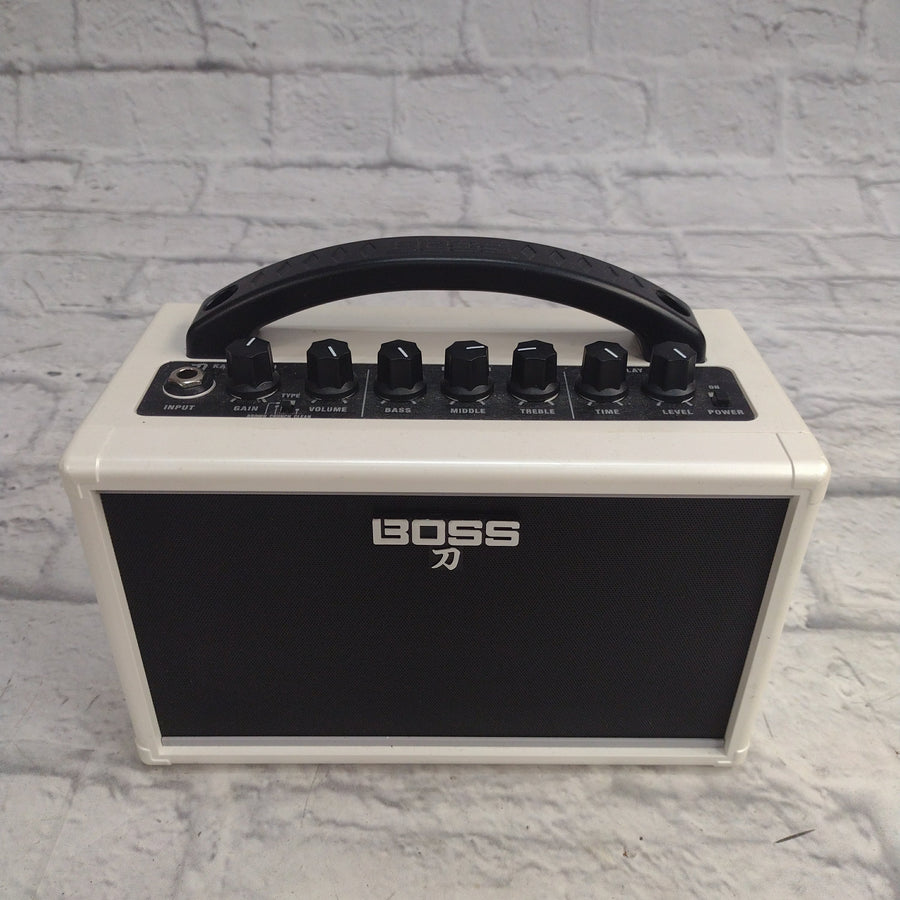 Boss Katana-Mini 7-Watt 1x4 Modeling Amp