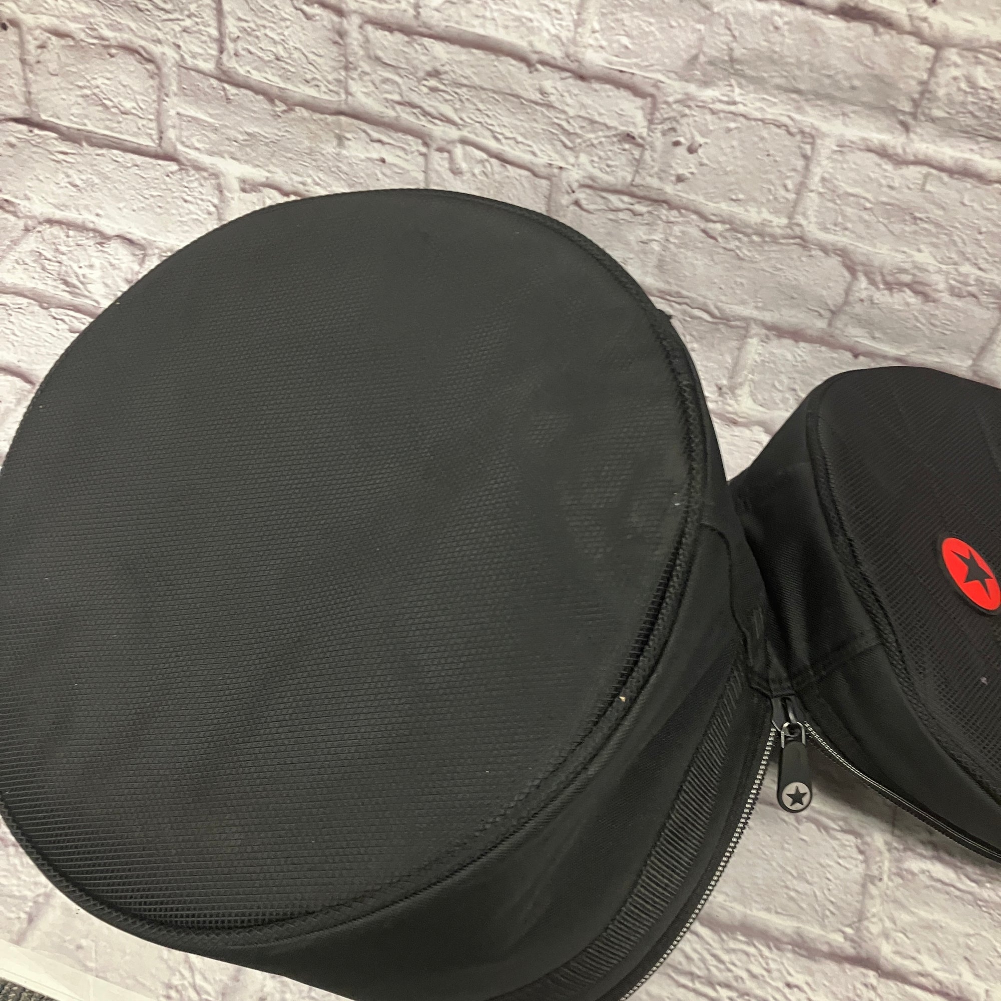 Road Runner 10 x 9 Tom Bag