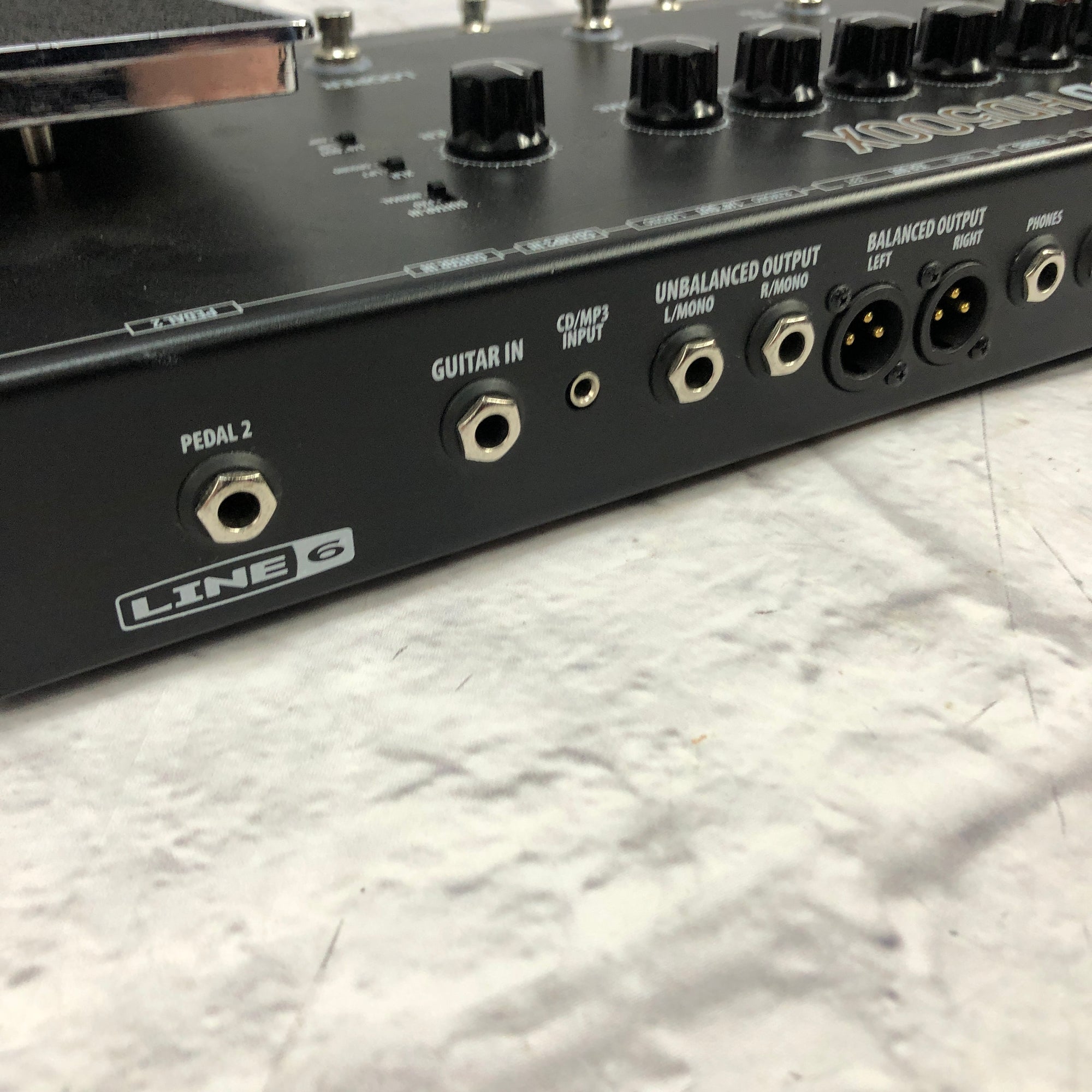 Line 6 Pod HD500X Multieffects Pedal with Power Supply