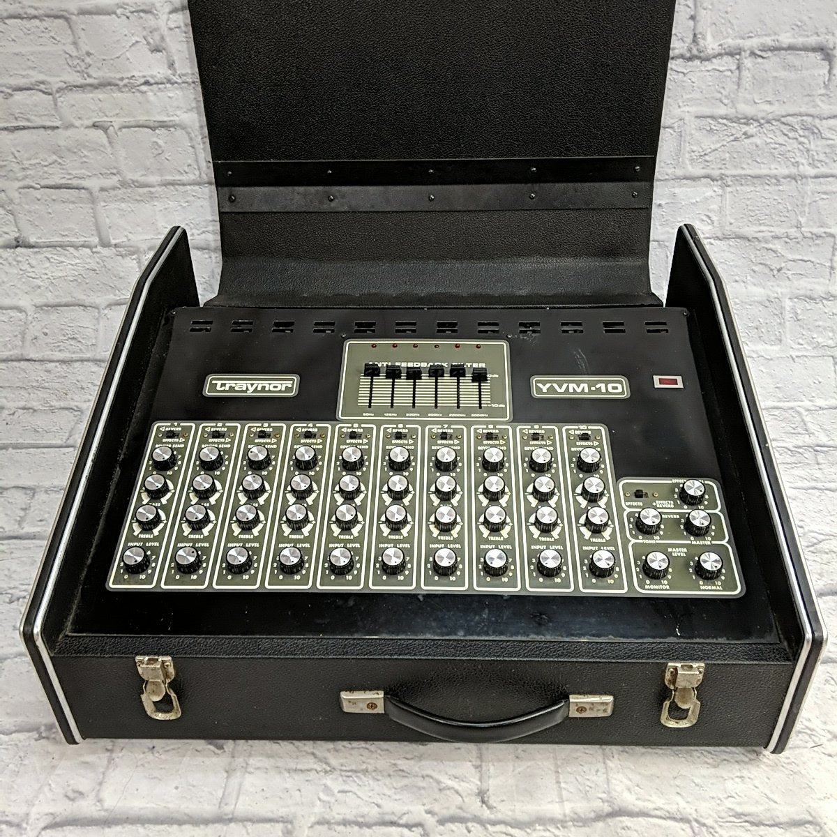 Traynor Vintage YVM-10 Powered Mixer