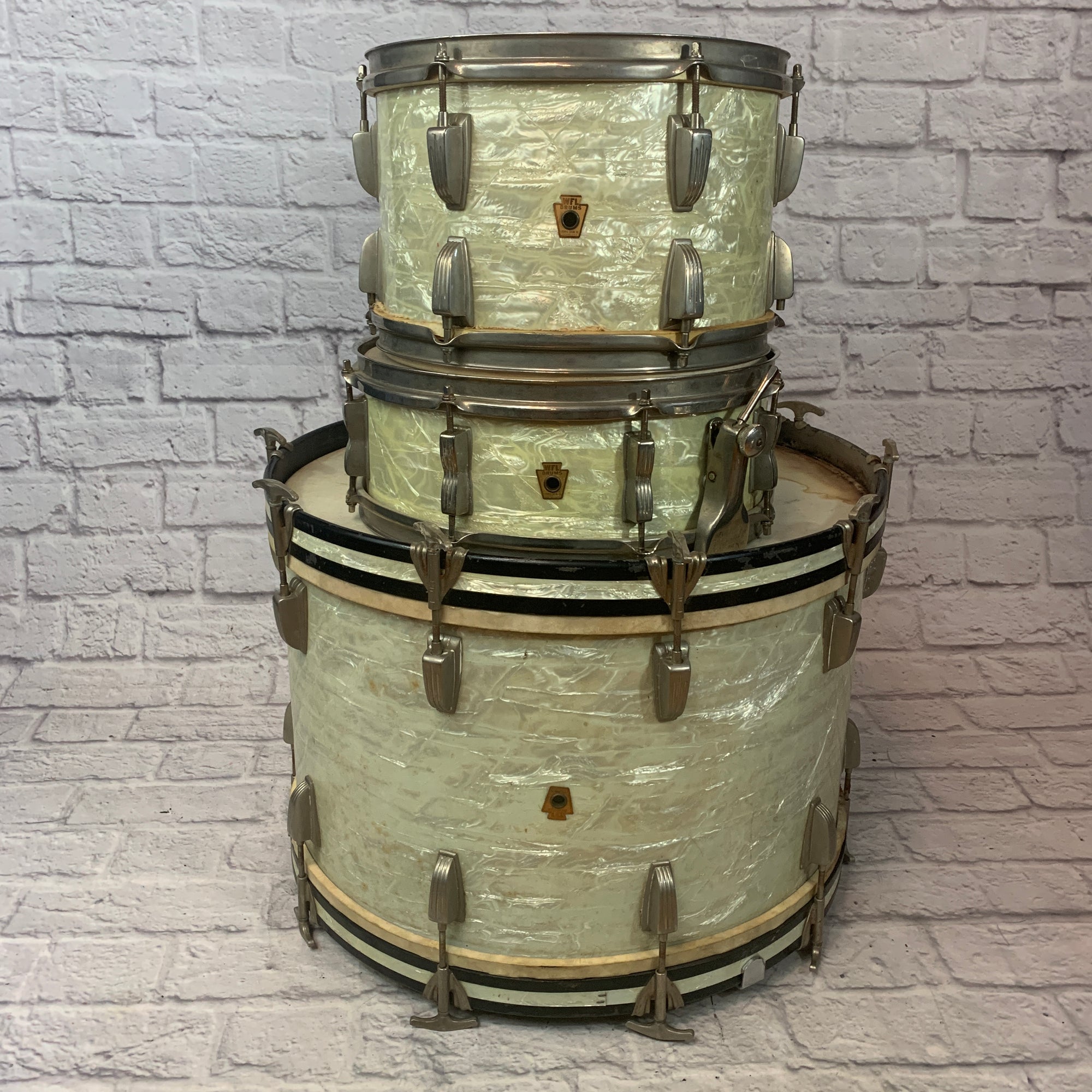 Vintage 1960's Ludwig shell pack