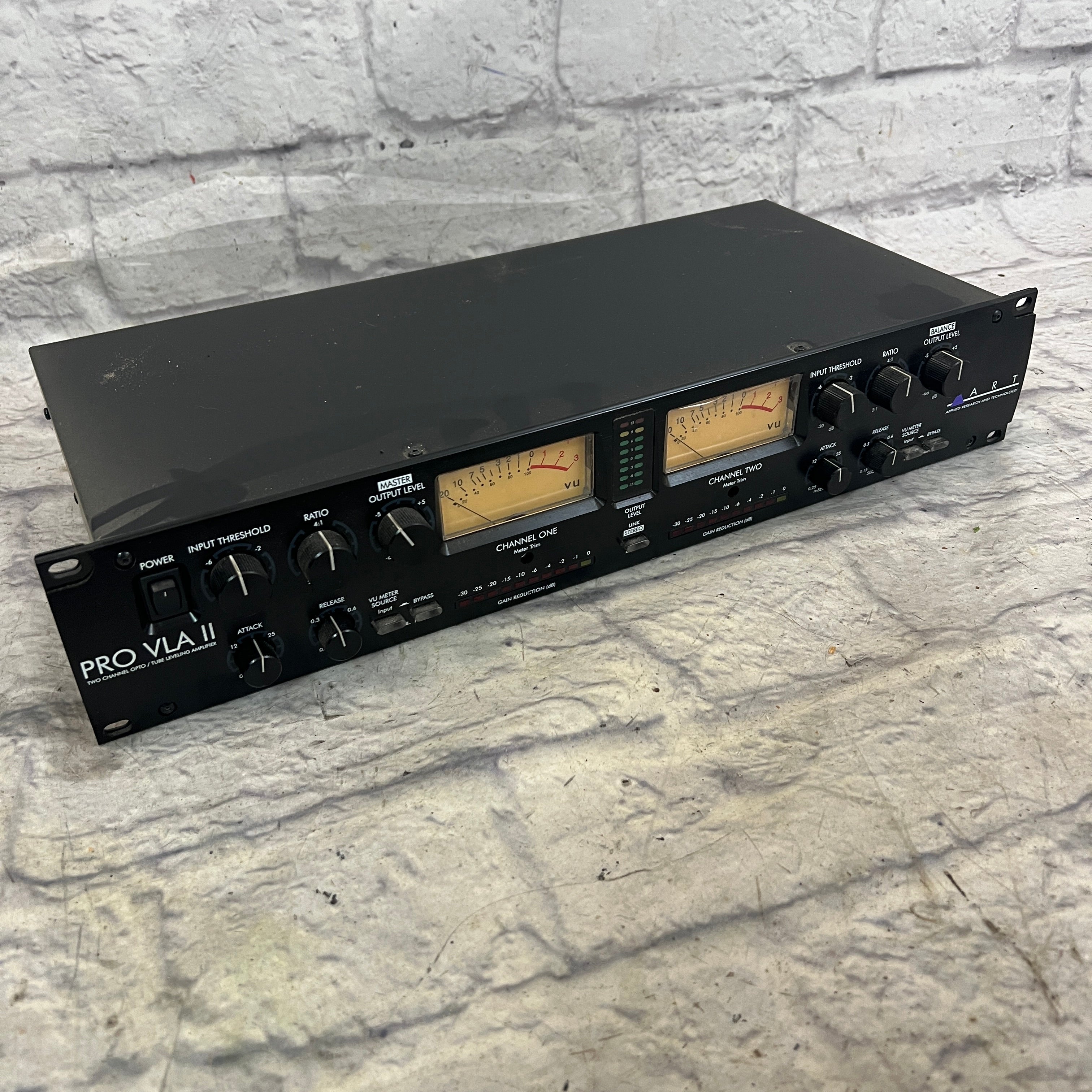 Art Pro VLA II 2-Channel Vactrol Compressor - Evolution Music