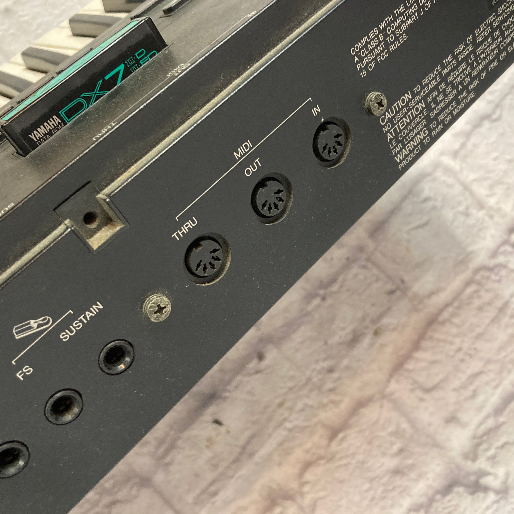 Yamaha DX7 Digital Synth