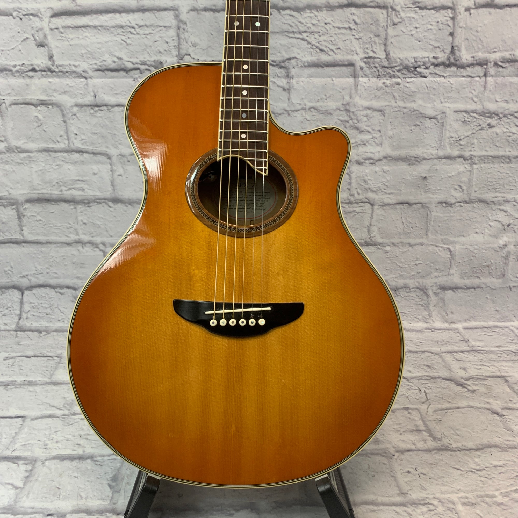 Yamaha APX-7 Slim Acoustic Electric 80's Sunbust - Evolution Music