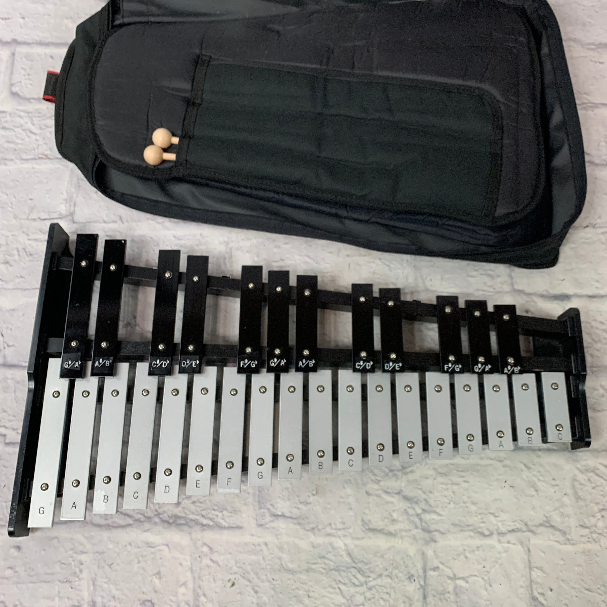 Ludwig Bell w/ Carrying Bag