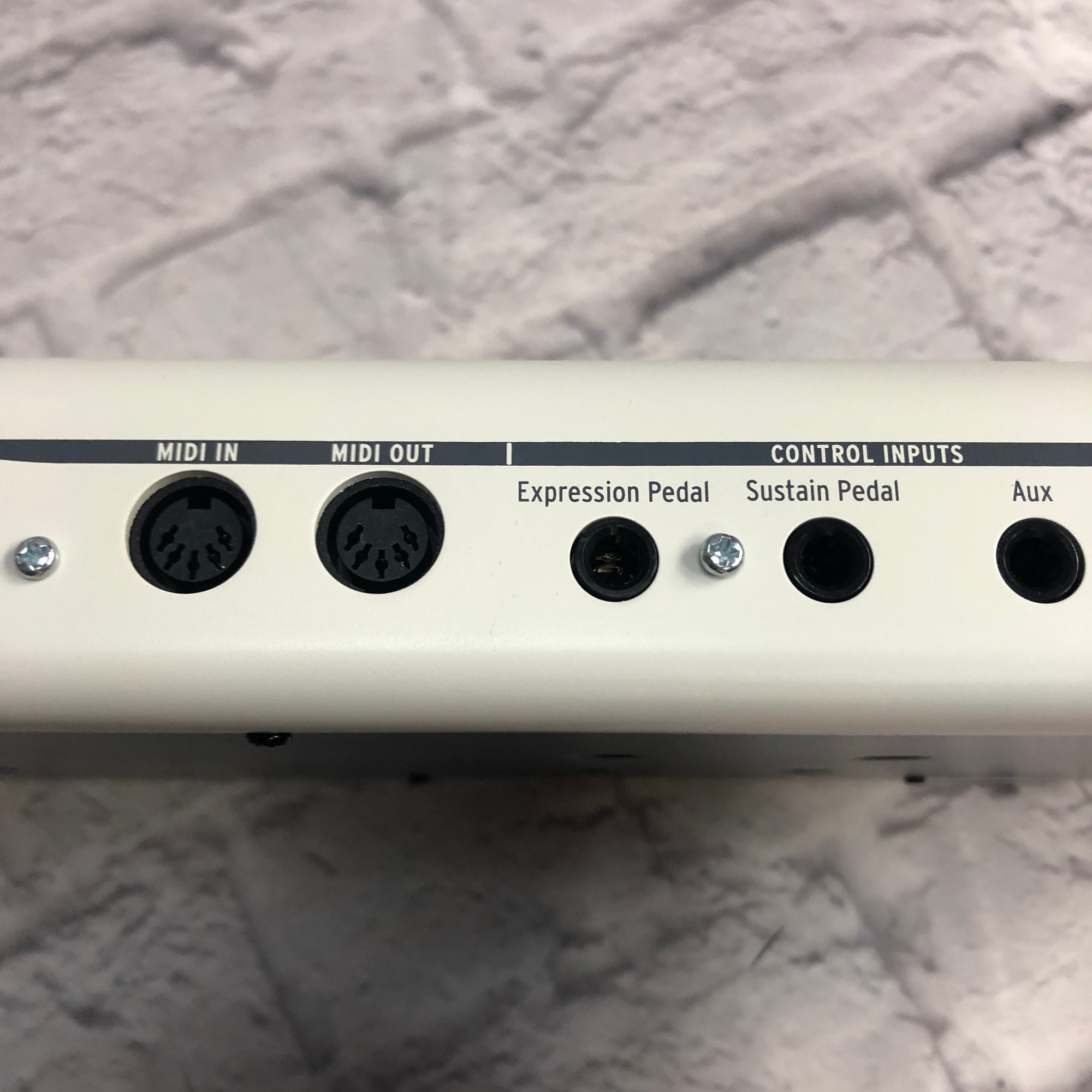 Arturia Analog Experience The Laboratory 61-Key Controller
