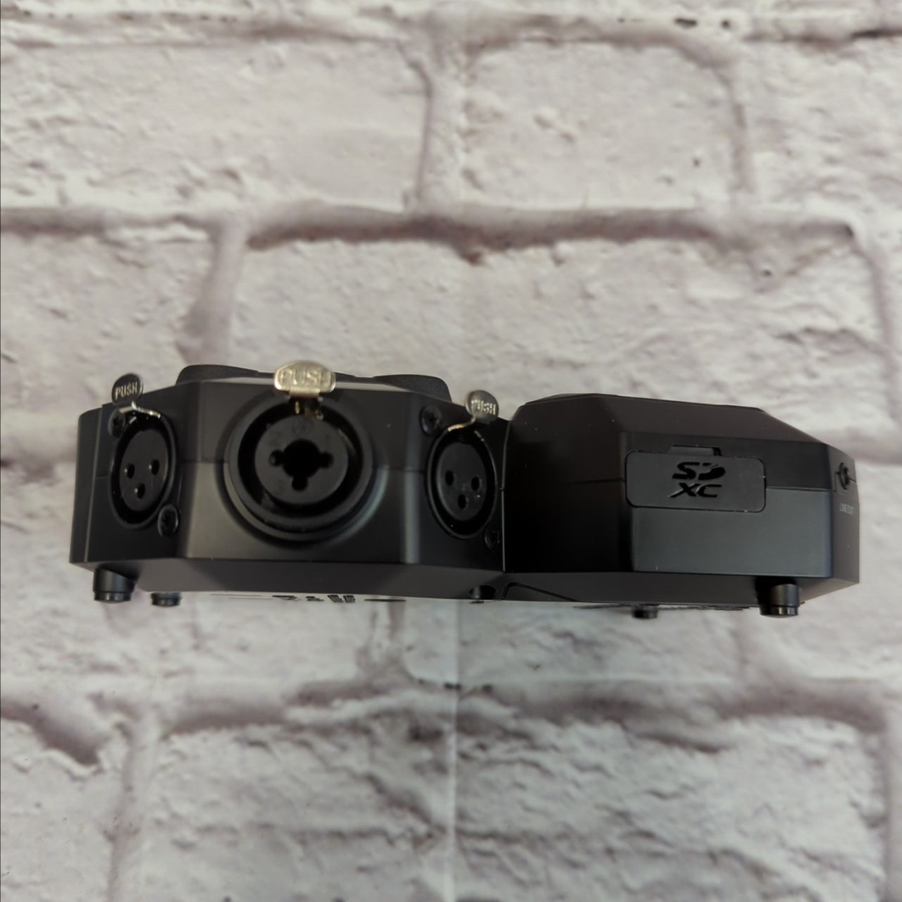 Zoom H8 8-Input Handy Recorder