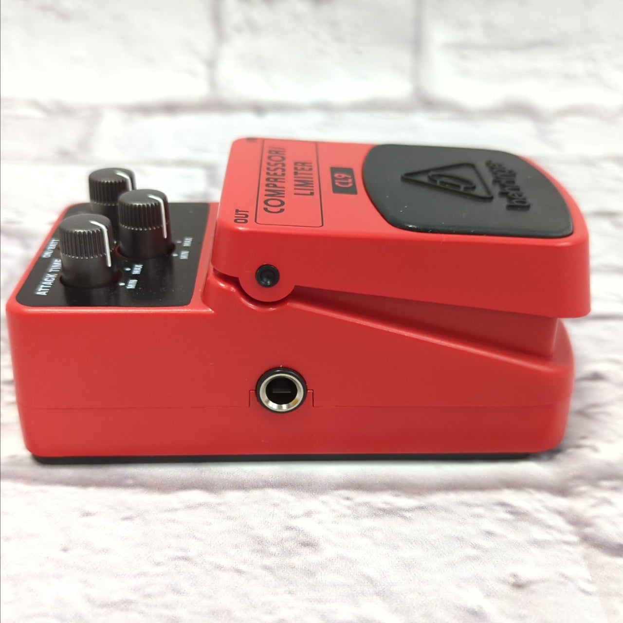 Behringer CL9 Compressor Limiter Compression Pedal