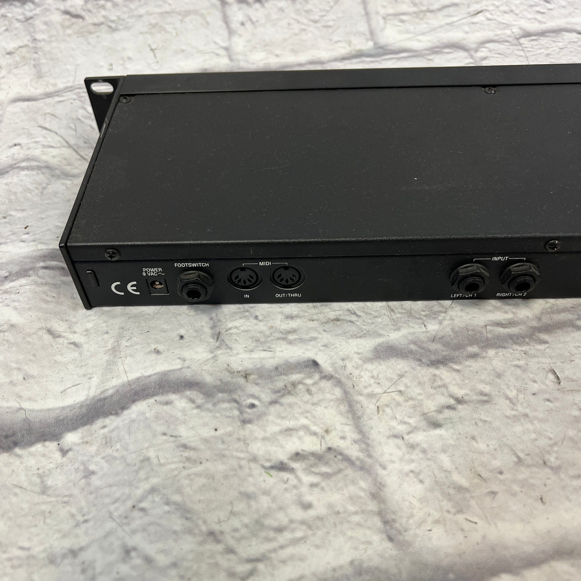 Alesis Midiverb4
