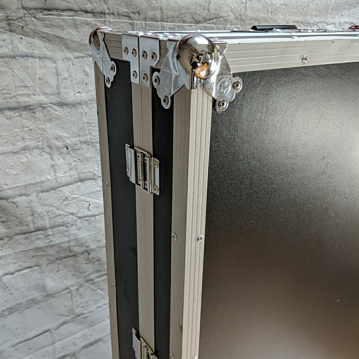 Road Runner KBRR88W 88-Key Keyboard Flight Case with Wheels