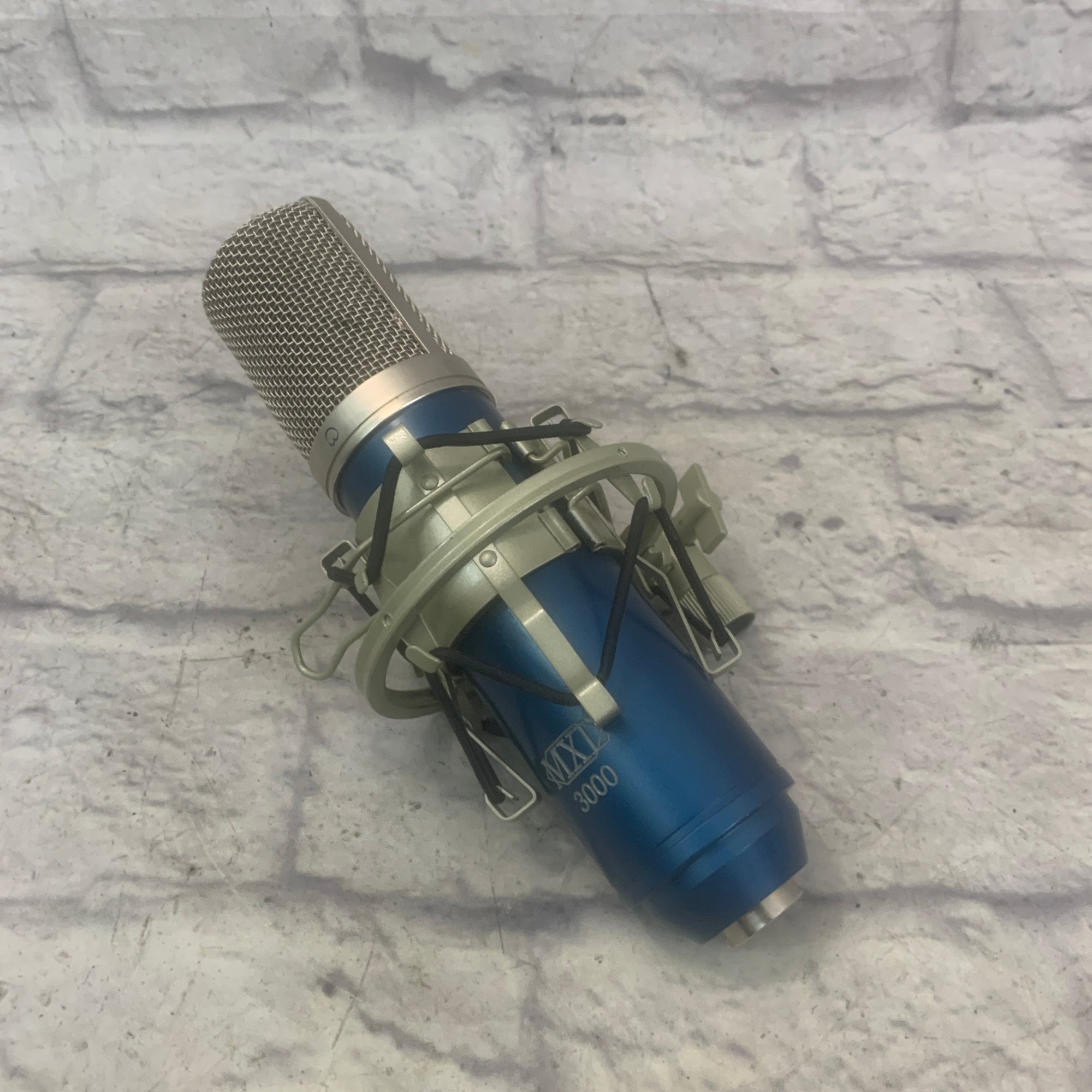 MXL 3000 2010s - Blue Microphone
