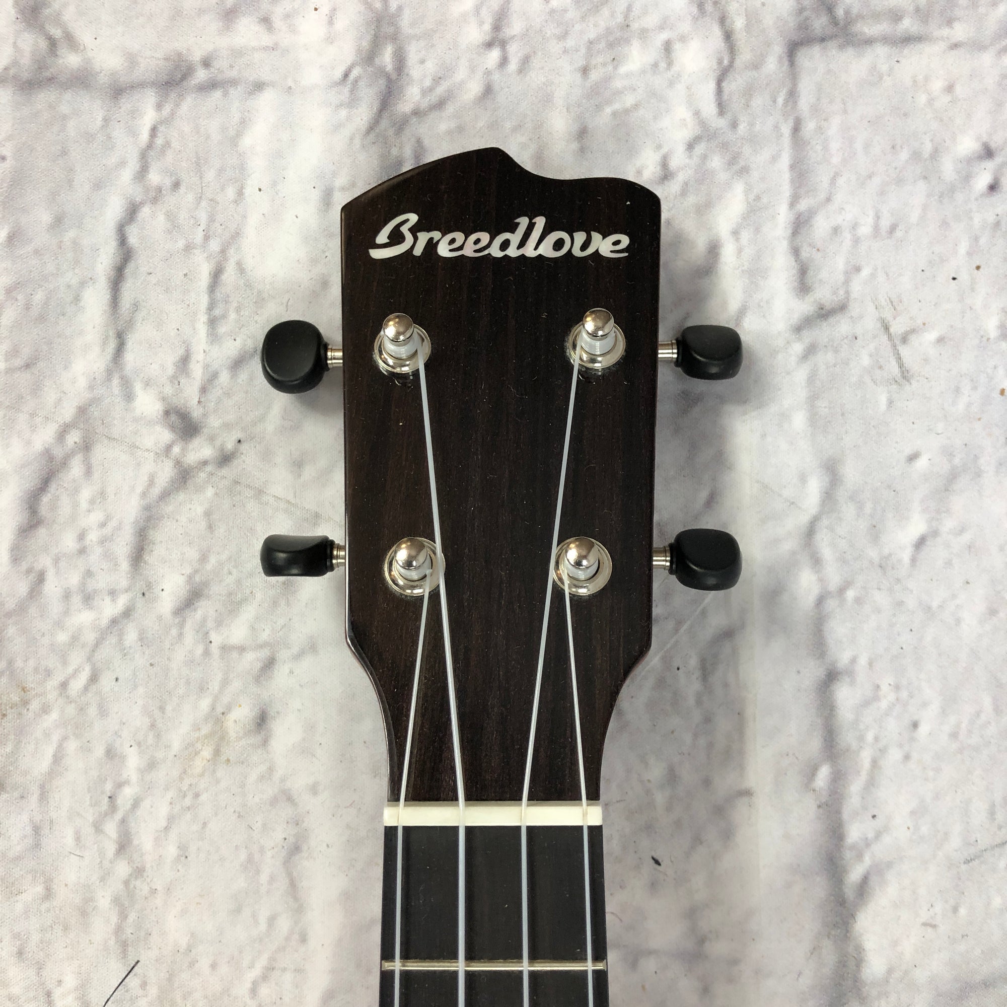 Breedlove Pursuit Ex Cu Ce Bo Concert Ukulele