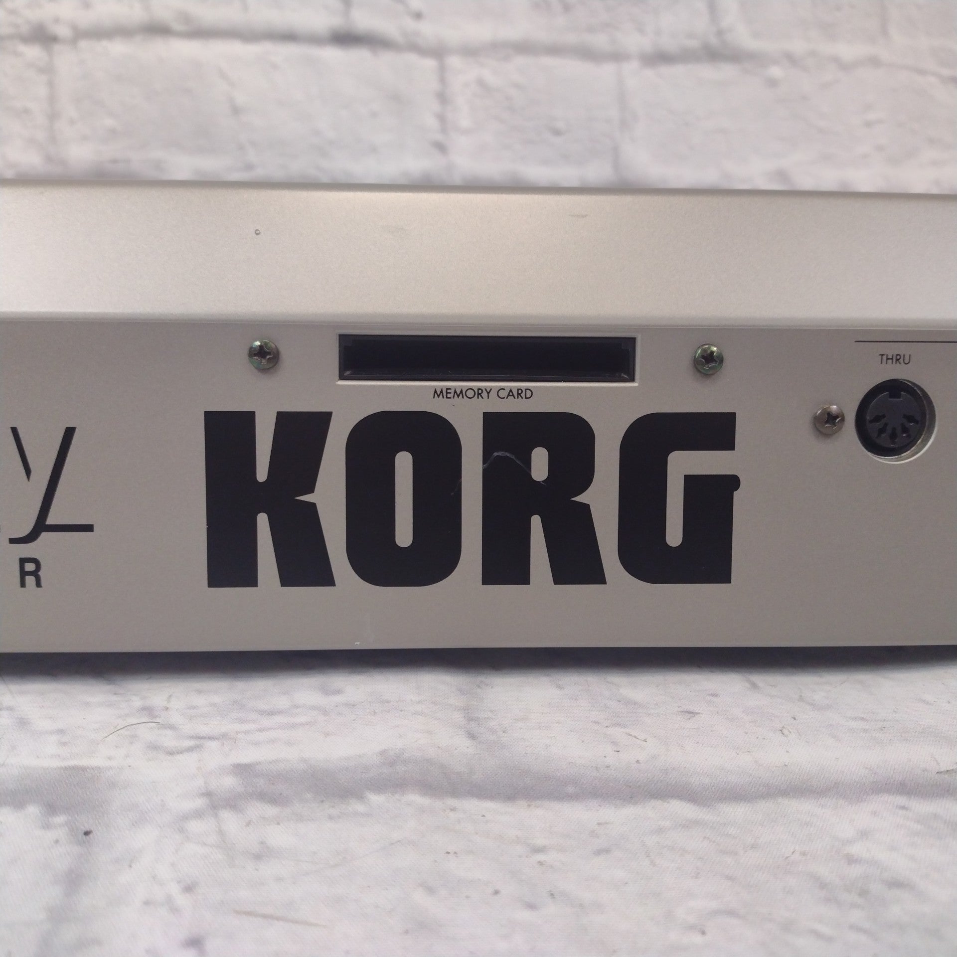 Korg Prophecy Analog Modeling Monophonic Synthesizer