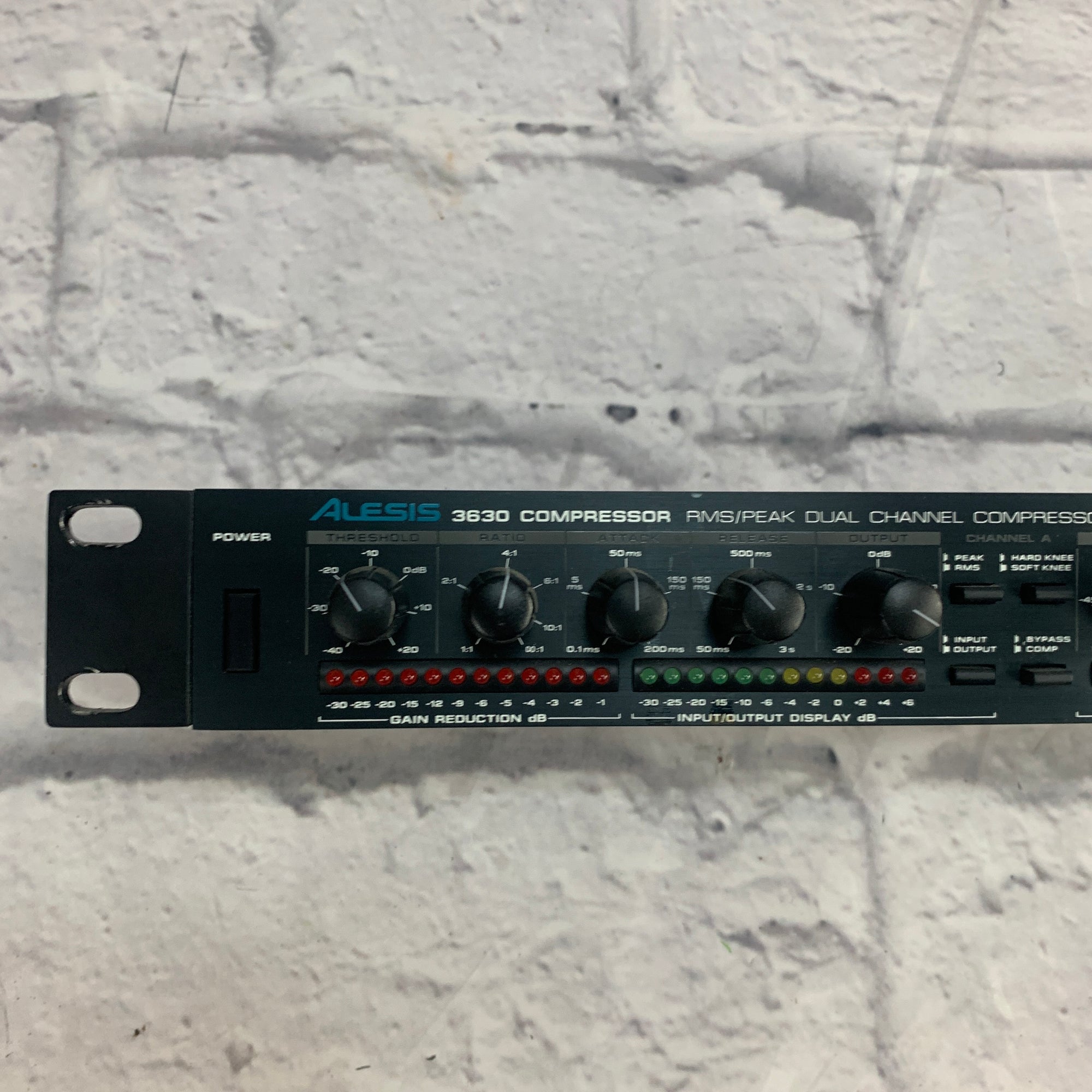 Alesis 3630 Compressor with Power Supply