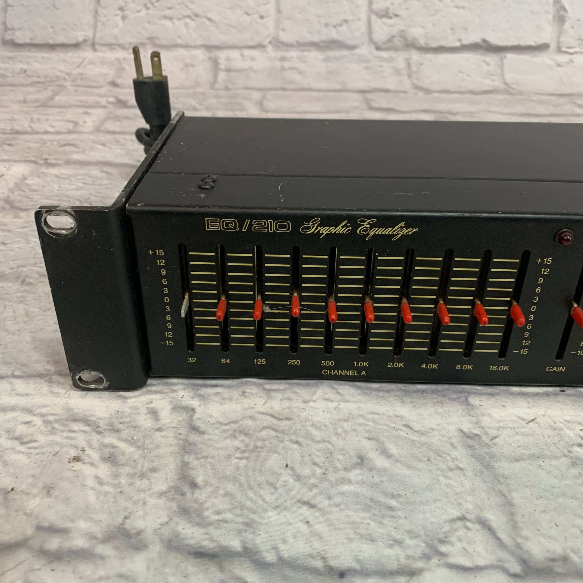 Biamp EQ/210 Graphic Equalizer