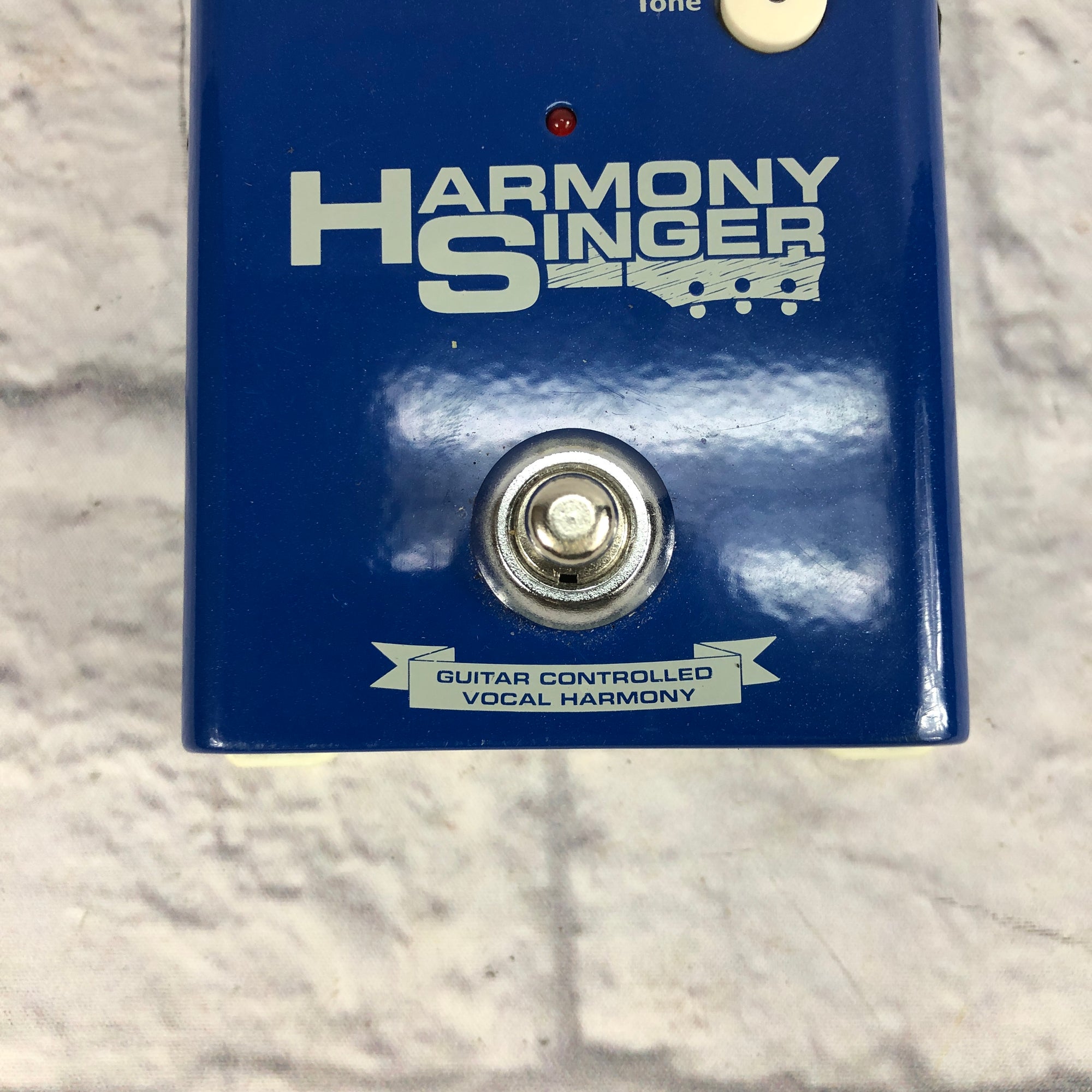 vocal harmoniser pedal TC Helicon Harmony Singer Vocal Effects Pedal