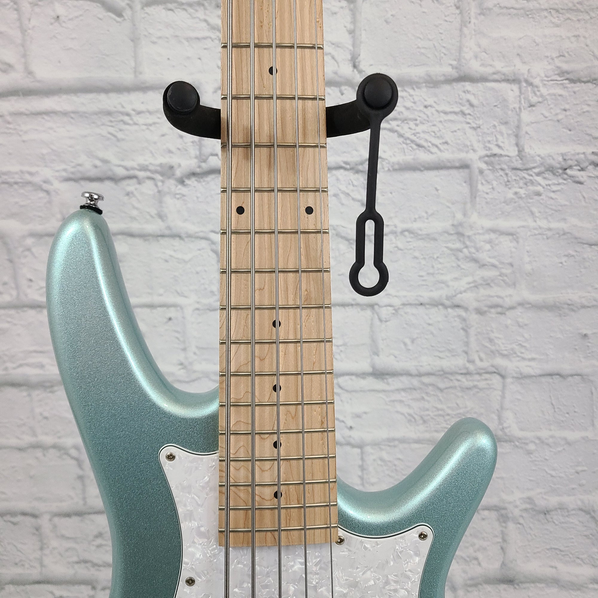 Ibanez SRMD205  5 String Bass Guitar