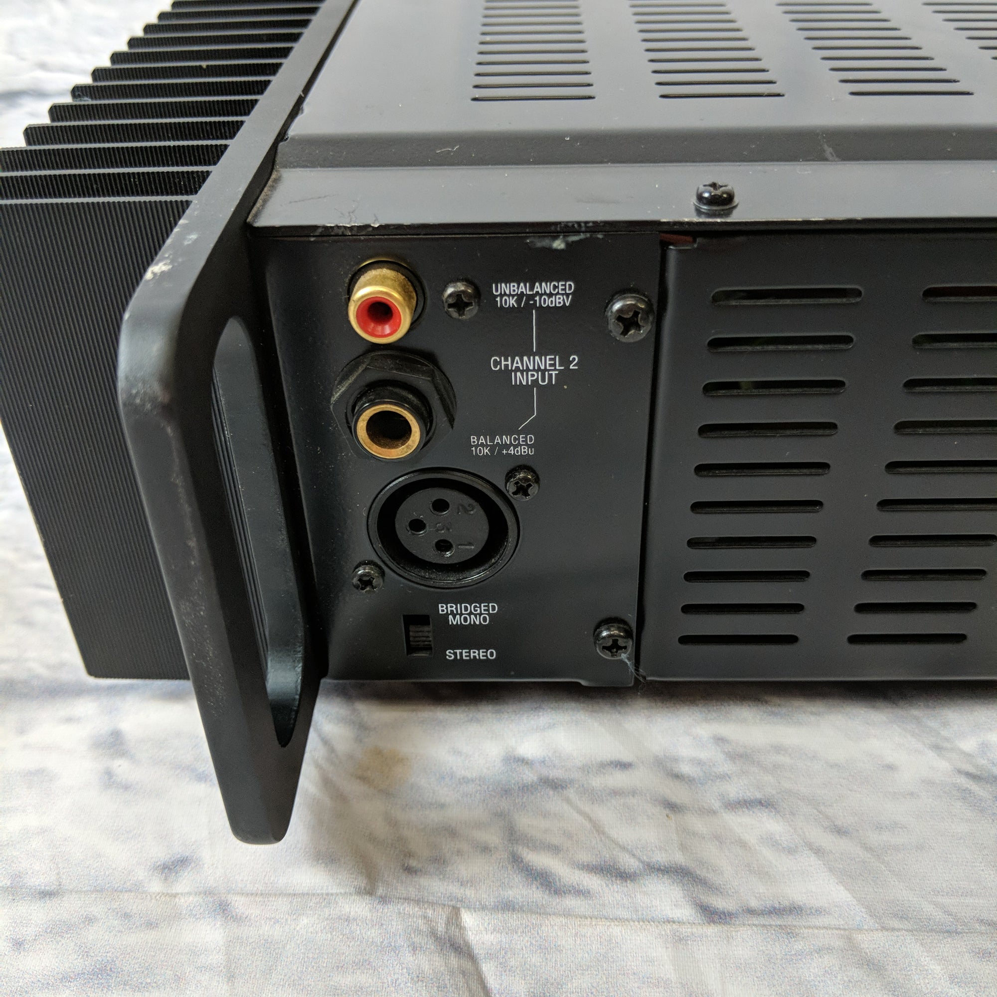 Alesis RS 300 Reference Amplifier