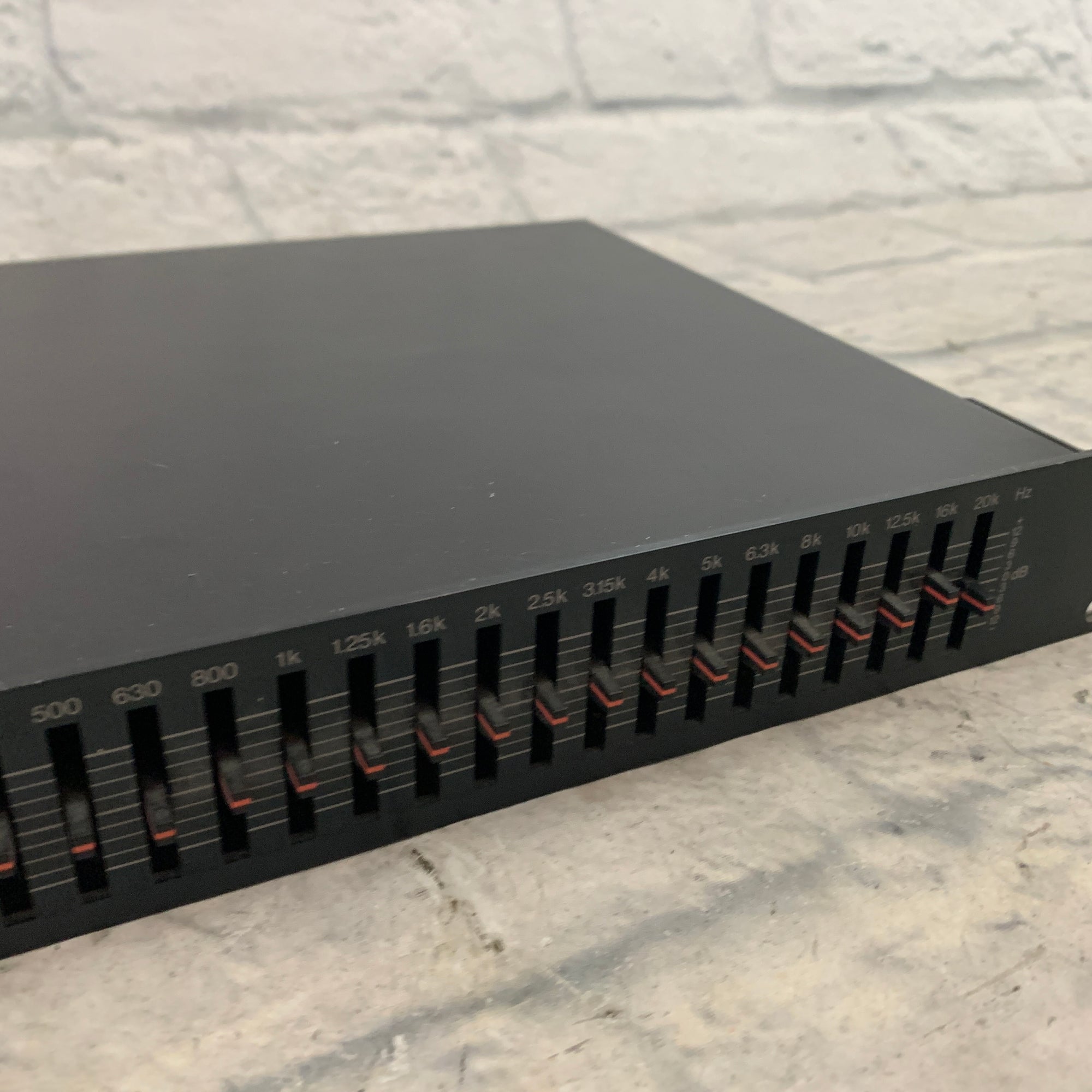 Yamaha GQ1031 Rackmount Graphic EQ AS IS