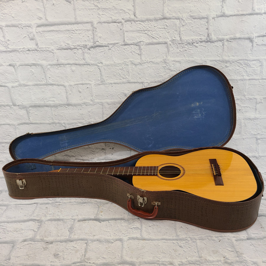 1950s Made in Sweden Goya G10 Classical Guitar w/ Case