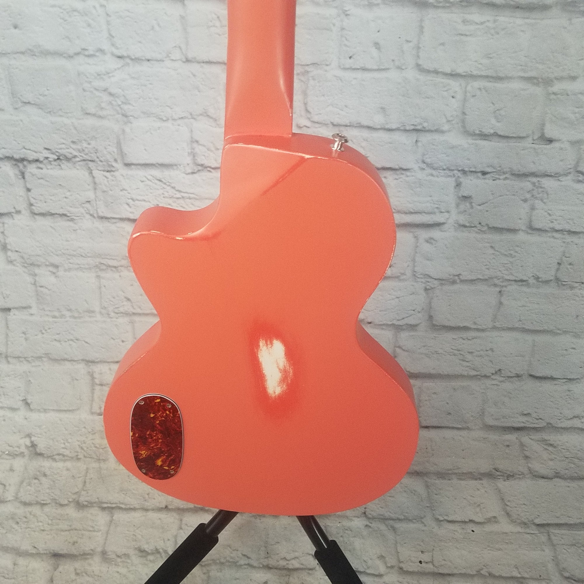 Harden Engineering The Outlaw Electric Guitar