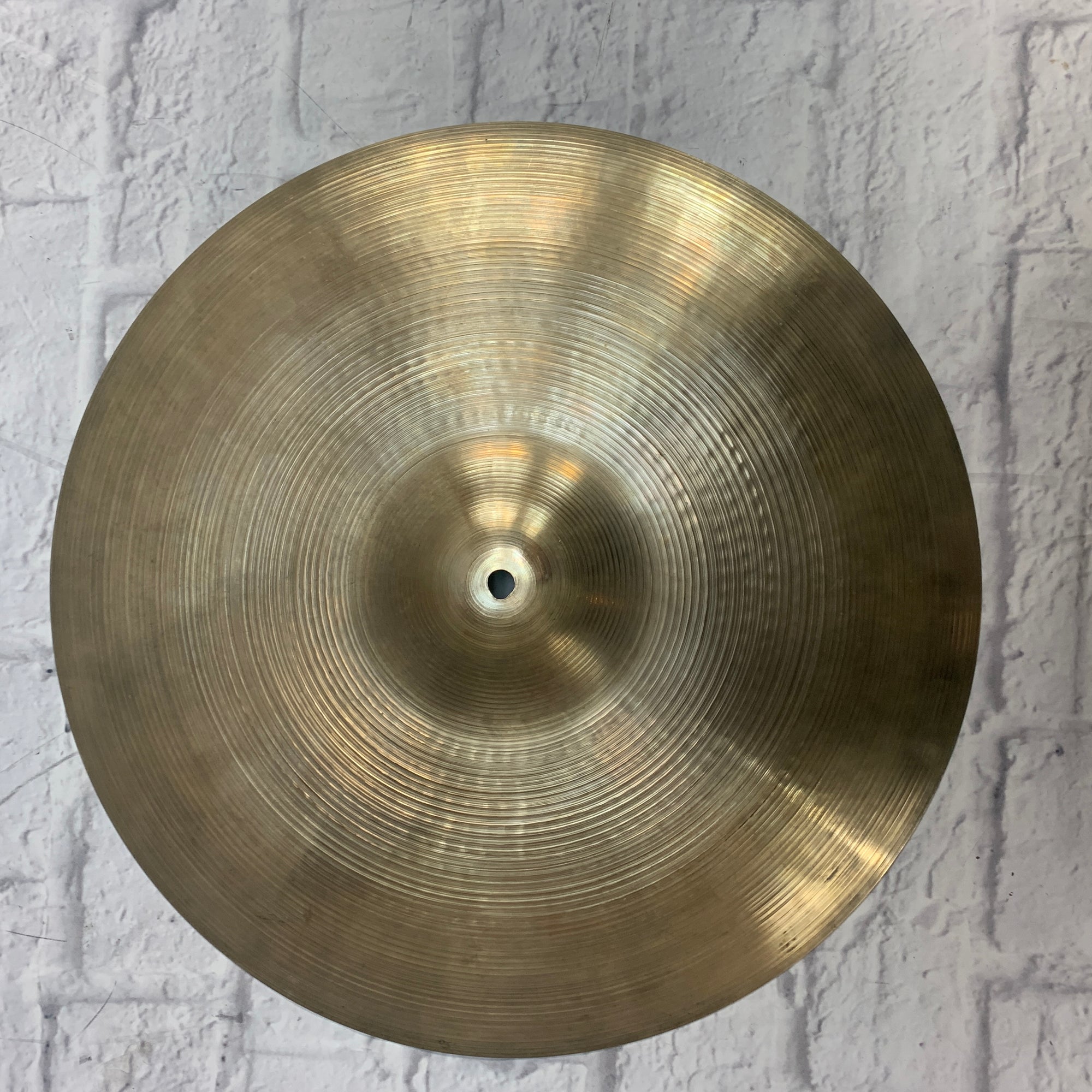 Zildjian Hollow Logo 19 Crash/Ride Keyholed
