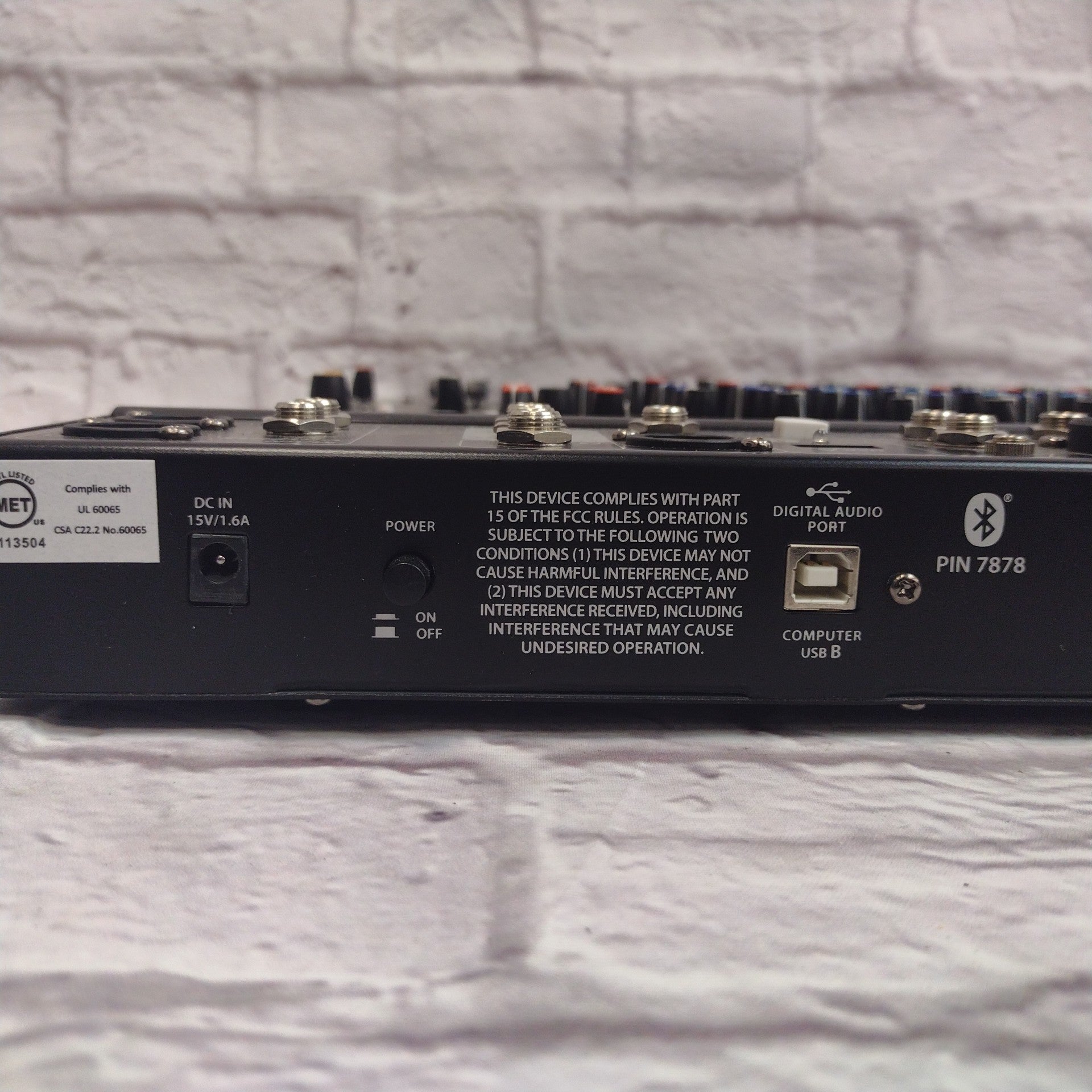 Peavey 14BT Mixer with Bluetooth and Effects