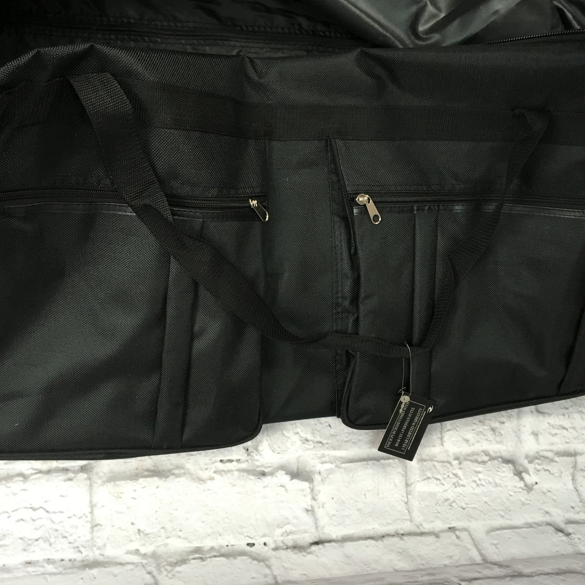 Ro and Company Gothamite 42in Carrying Bag with Wheels