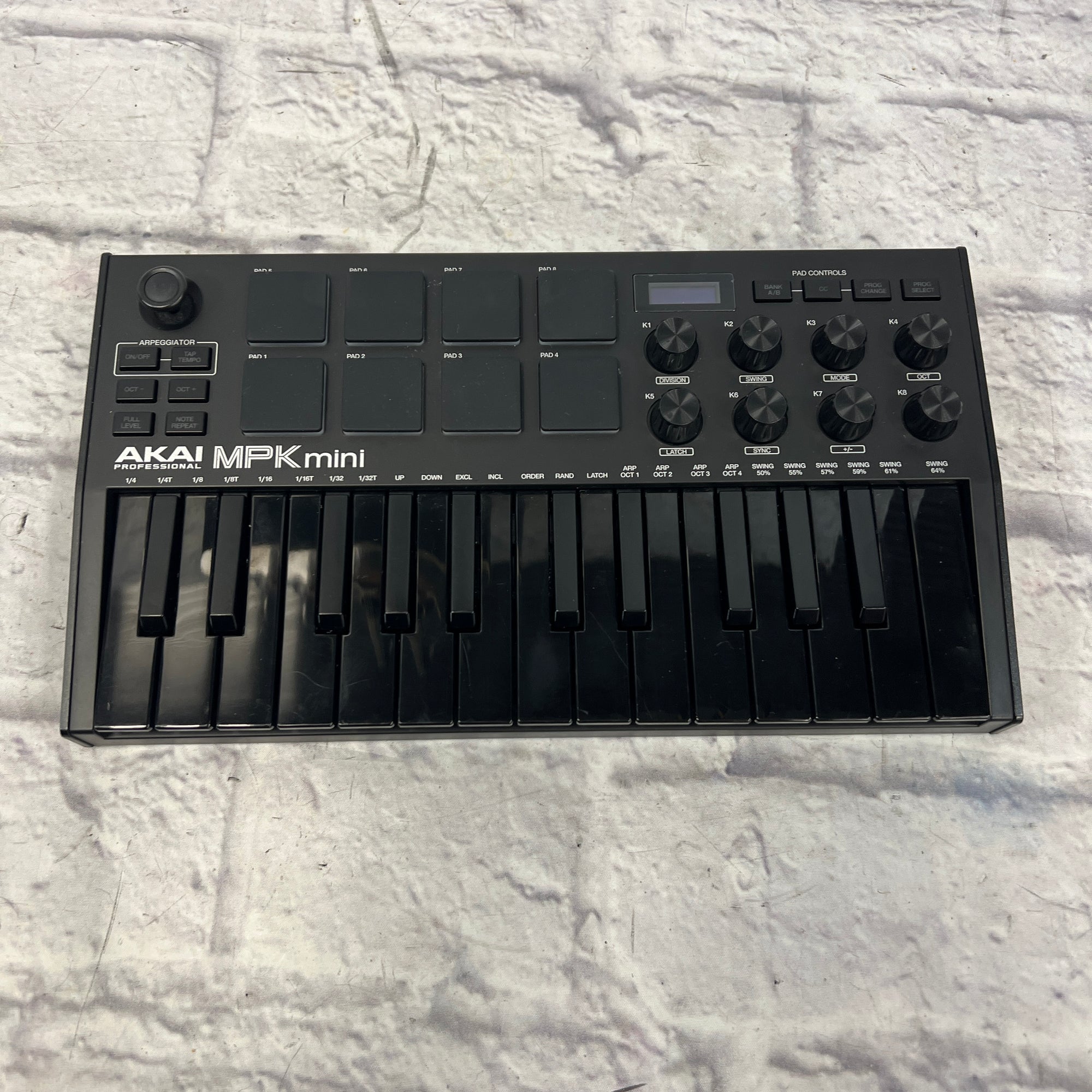 Akai MPK mini Midi Controller