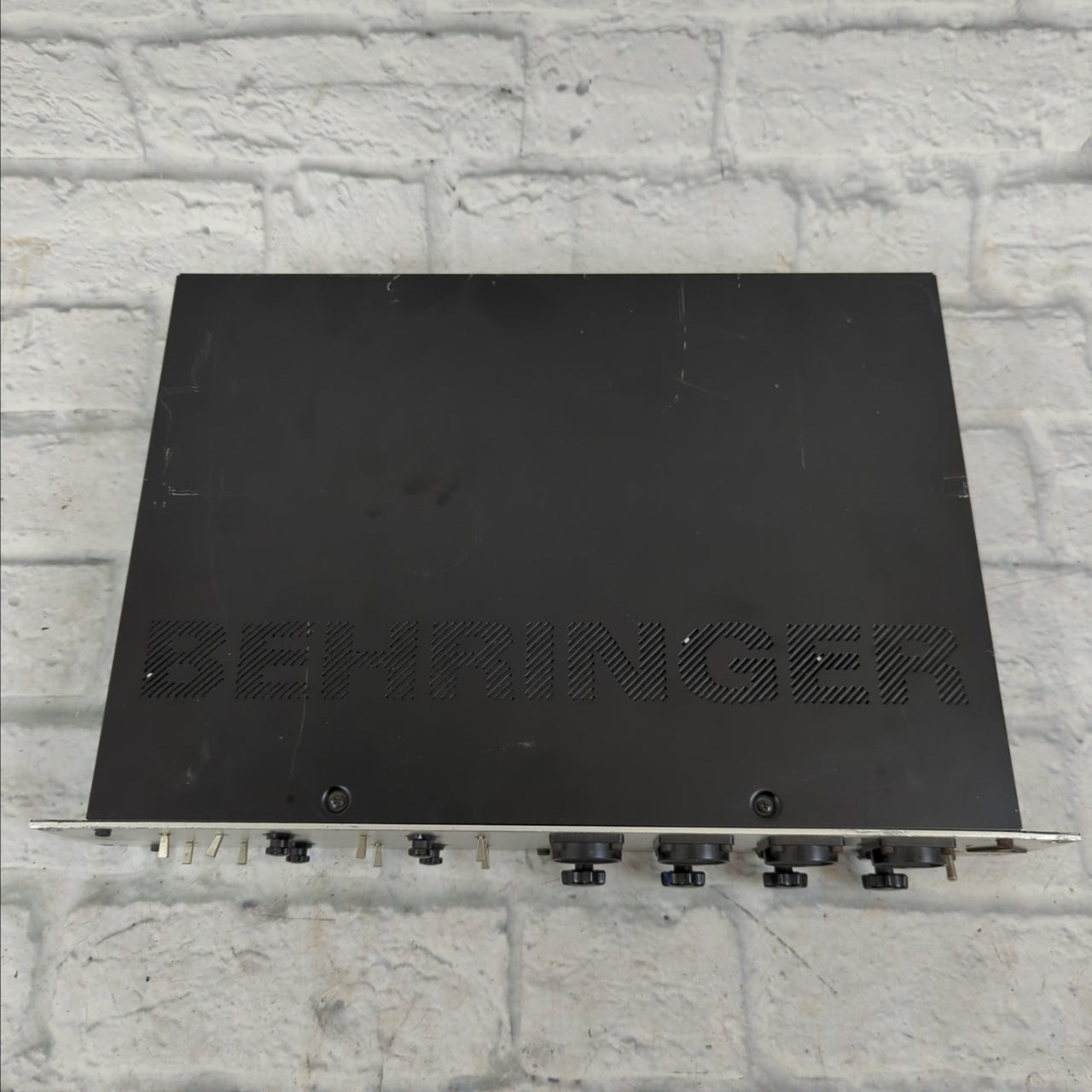 Behringer T1953 Tube Ultragain Preamp Evolution Music