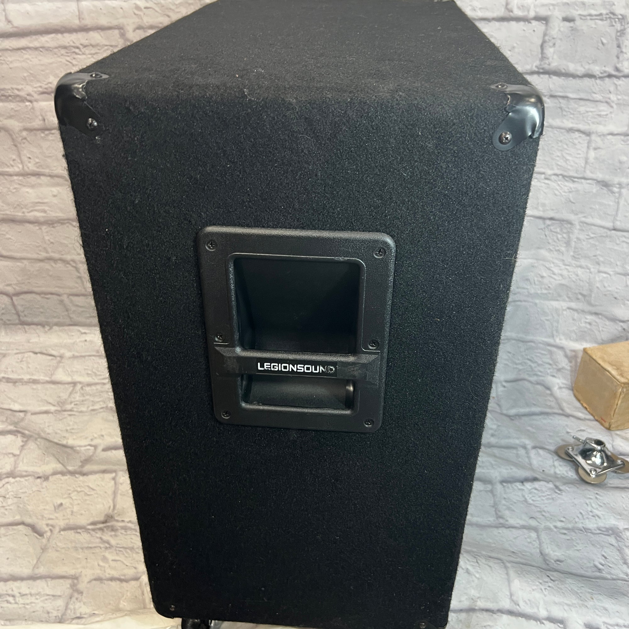 Legion Sound EMI-410 4x10 8ohm 600 Watt