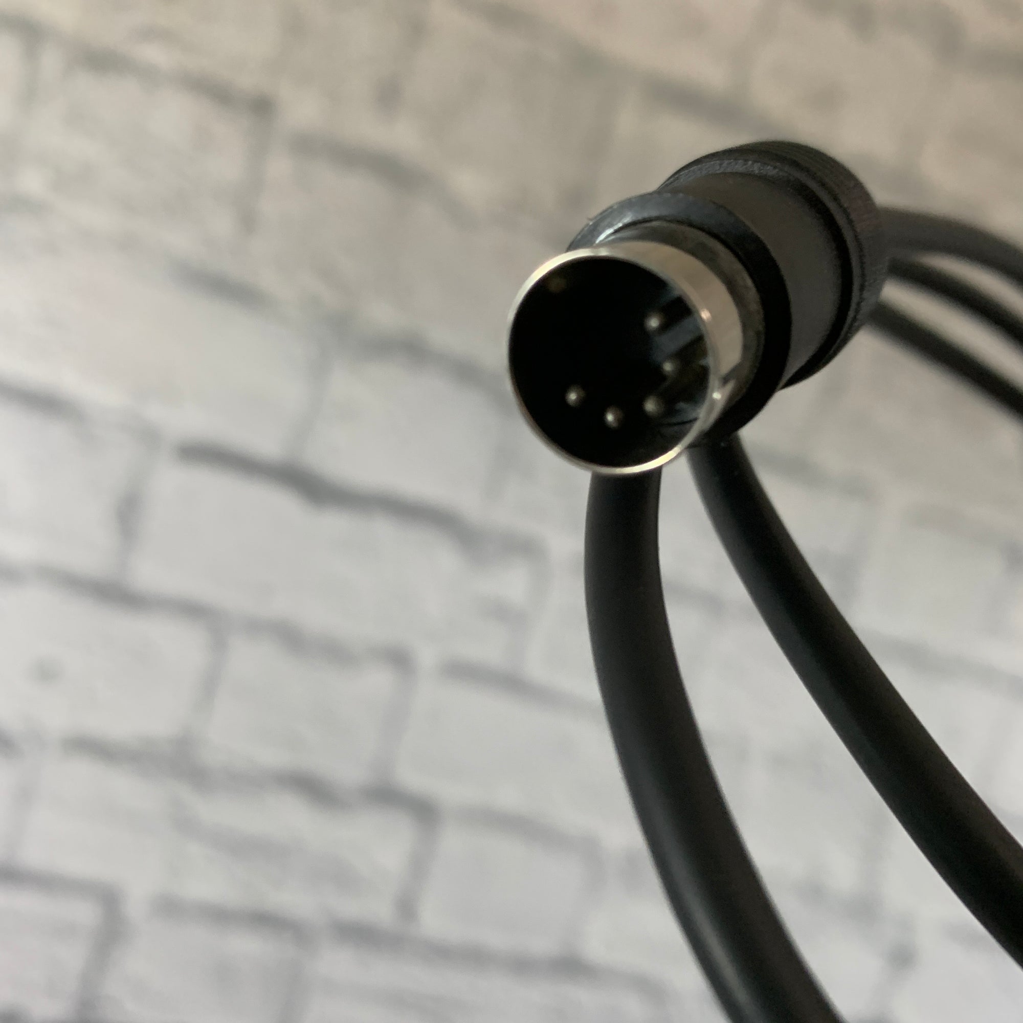 3ft 5-PIN MIDI Cable - Black