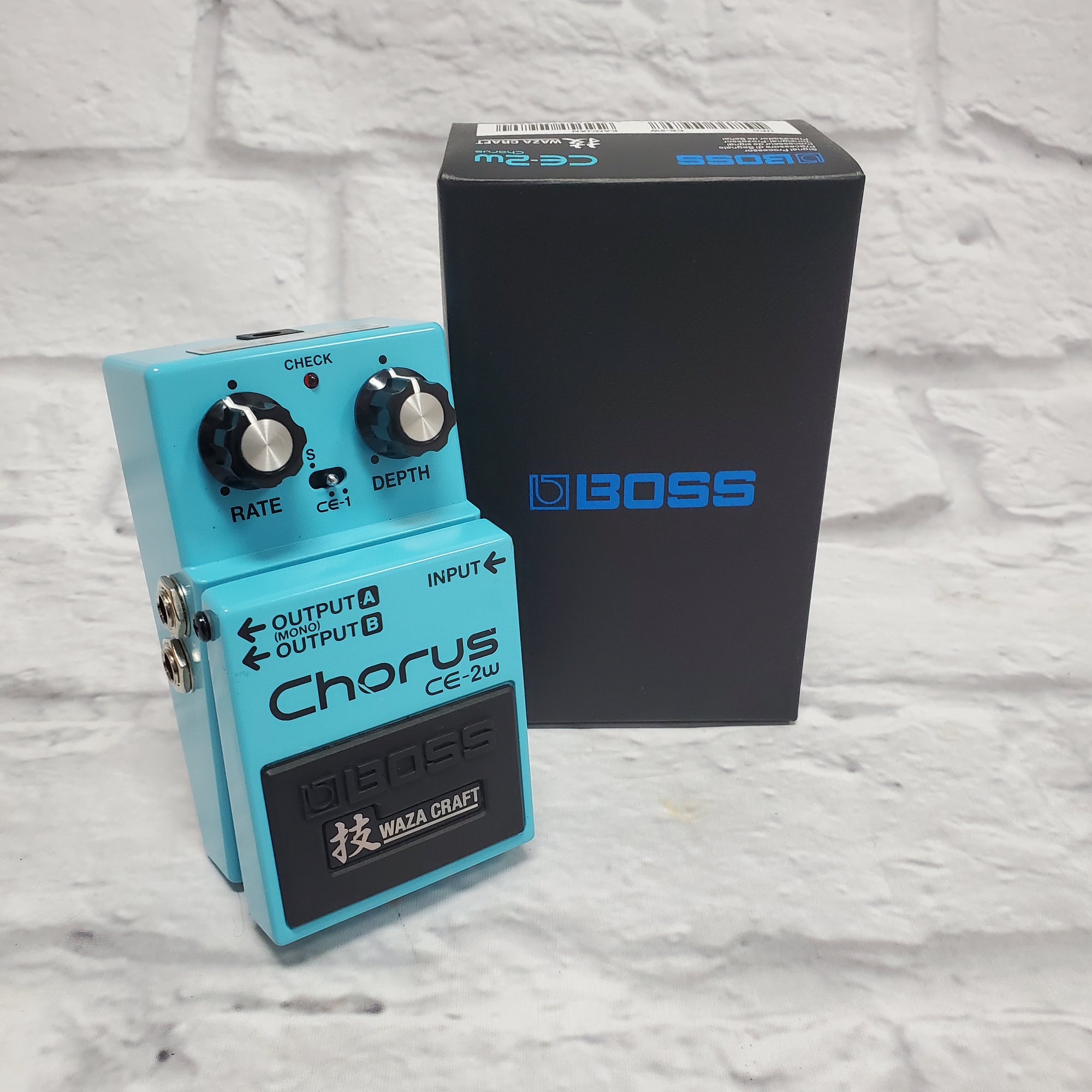 Boss CE-2w Effects Pedal