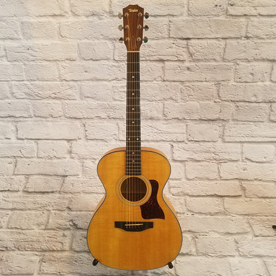 Taylor 422 Acoustic Guitar -Natural