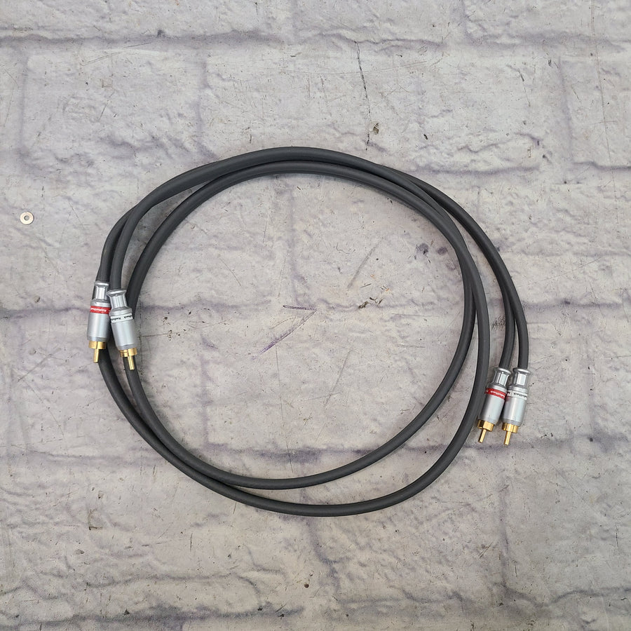 Radio Shack 5ft Gold Series RCA w/ Multi Core Shielding