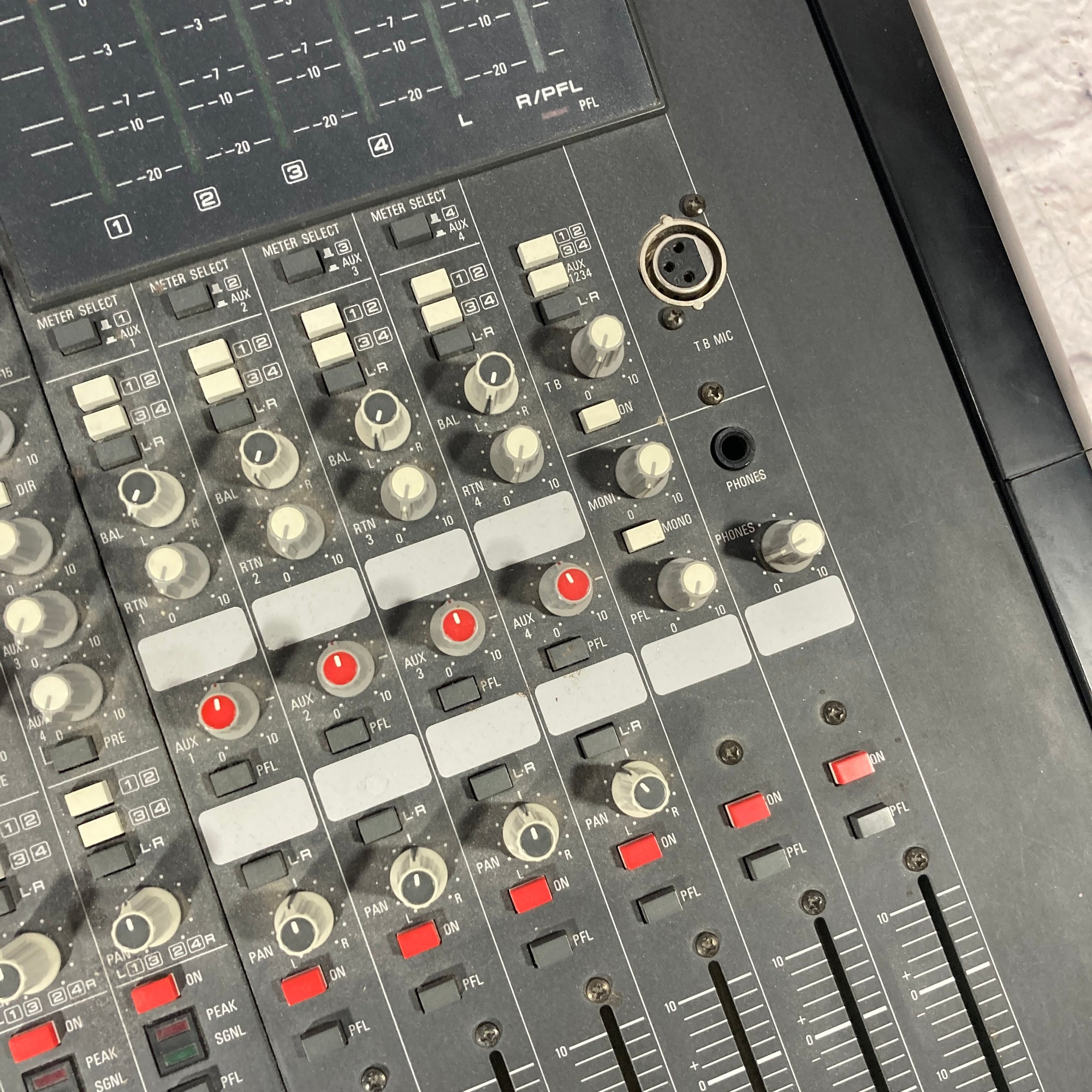 Panasonic WR-S4412 12 Channel Mixer