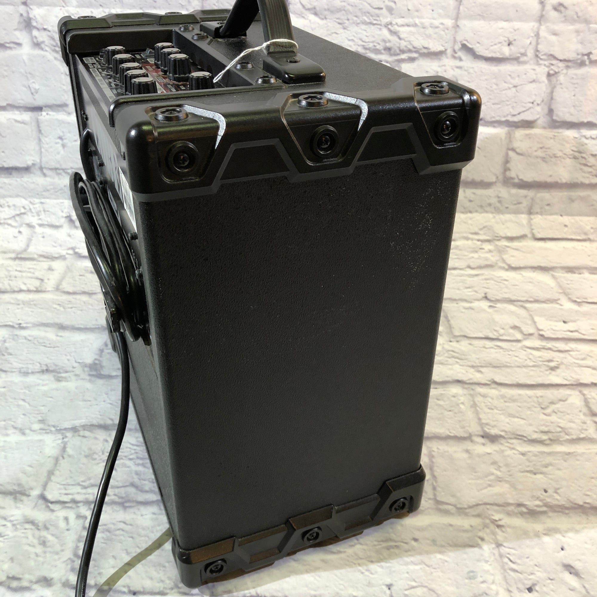 Roland Cube 20XL Guitar Combo - Evolution Music