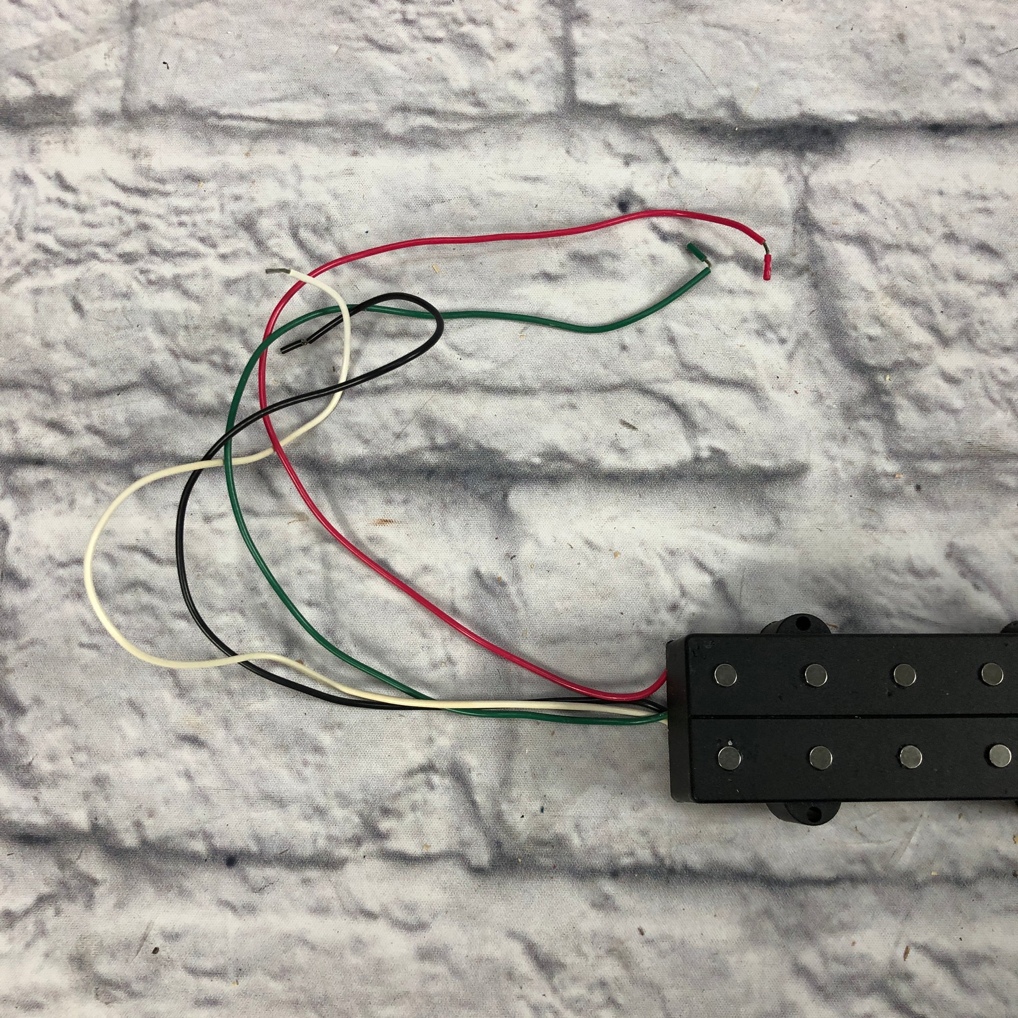 Fender Roscoe Beck 5 String Bass Pickup