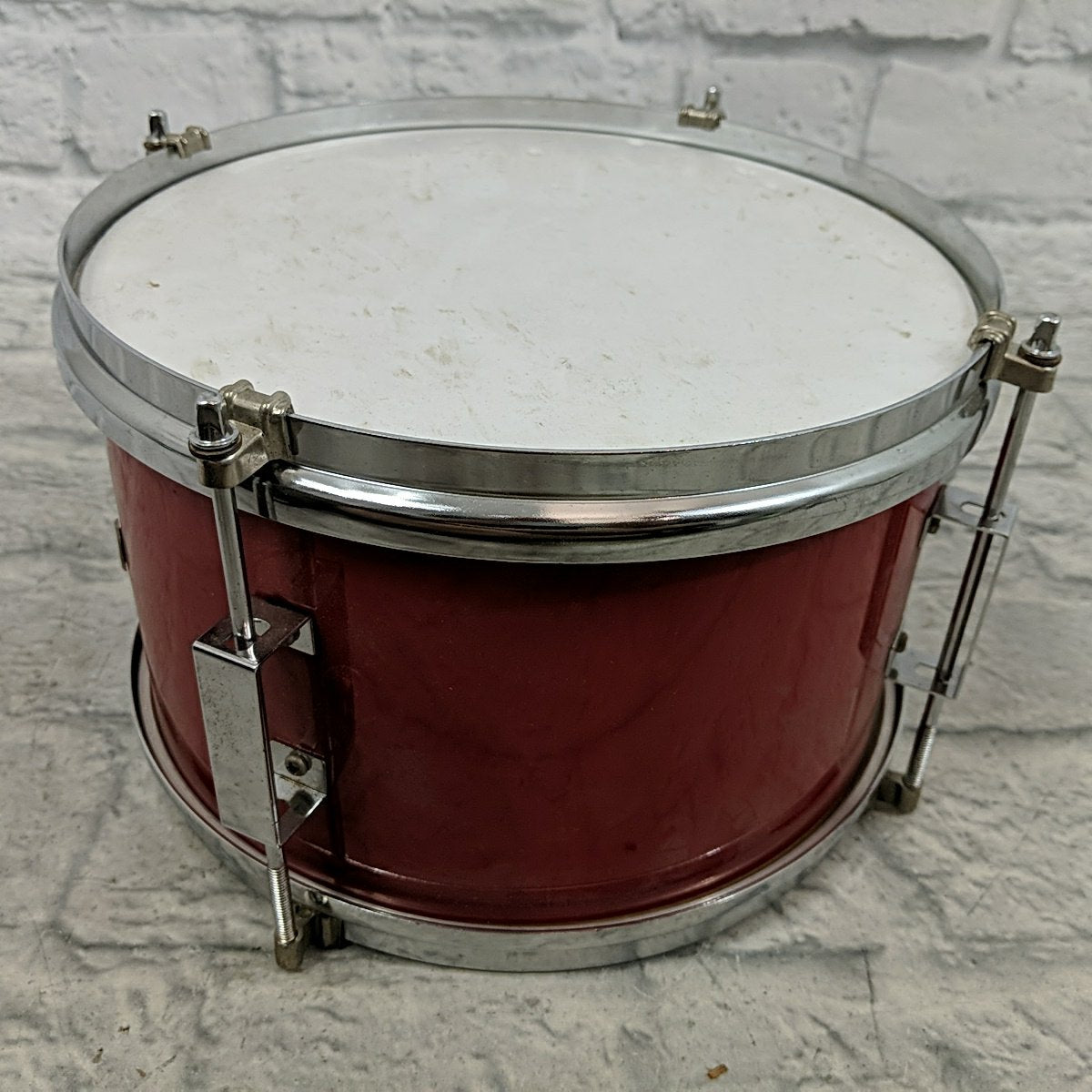 10x6 Red Tom