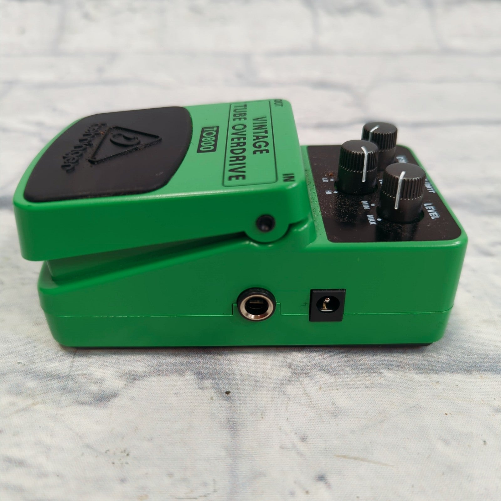 Behringer TO800 Vintage Tube Overdrive Pedal TS9 Style