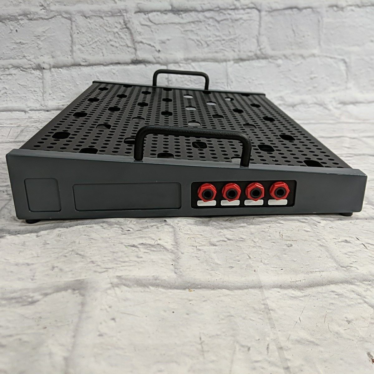 Temple Pedalboard with Eventide CIOKS Power Supply & LED Strip