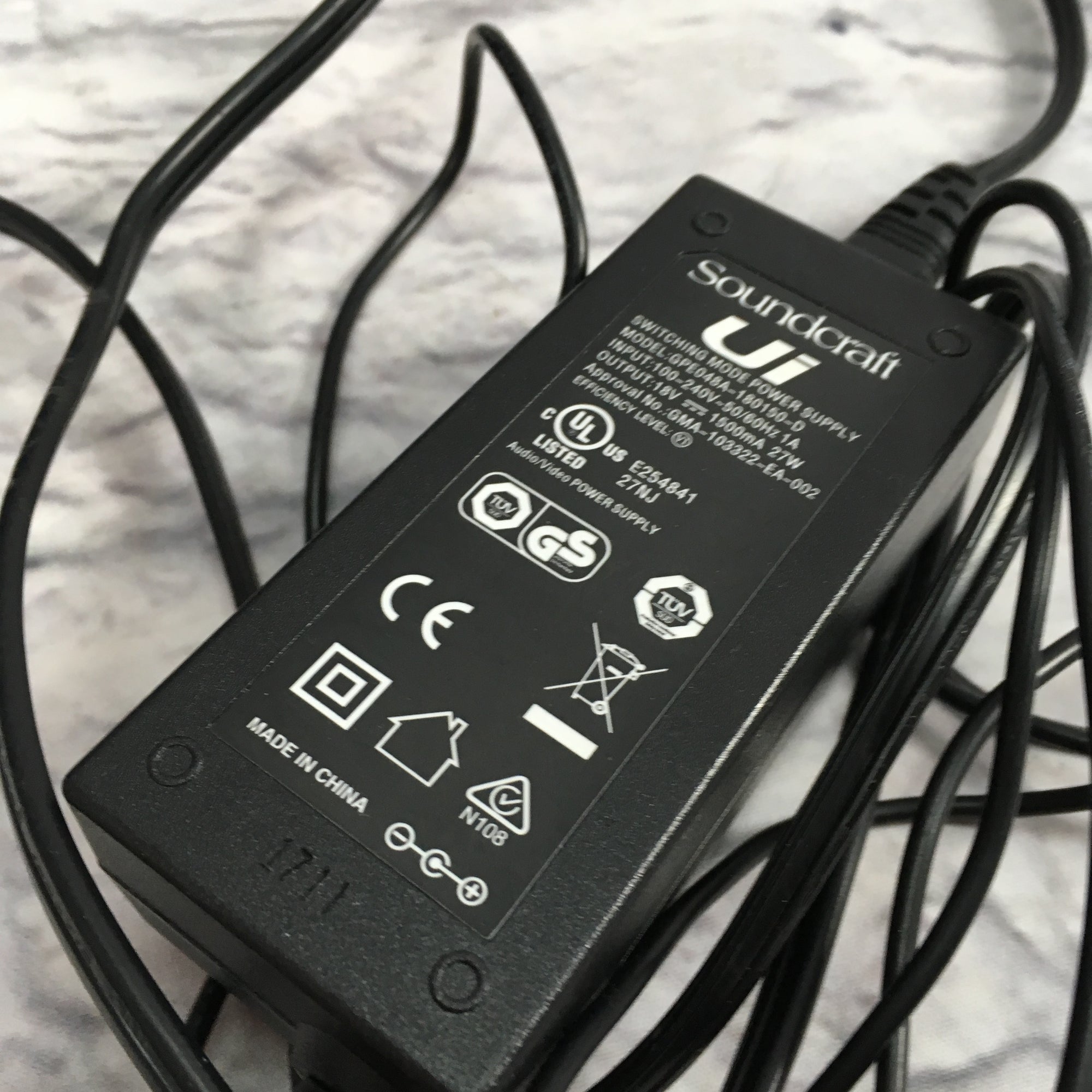 Soundcraft UIO16 16 Channel Wifi Mixer