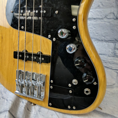 Fender Jazz Bass 2004 w/gig bag R084793
