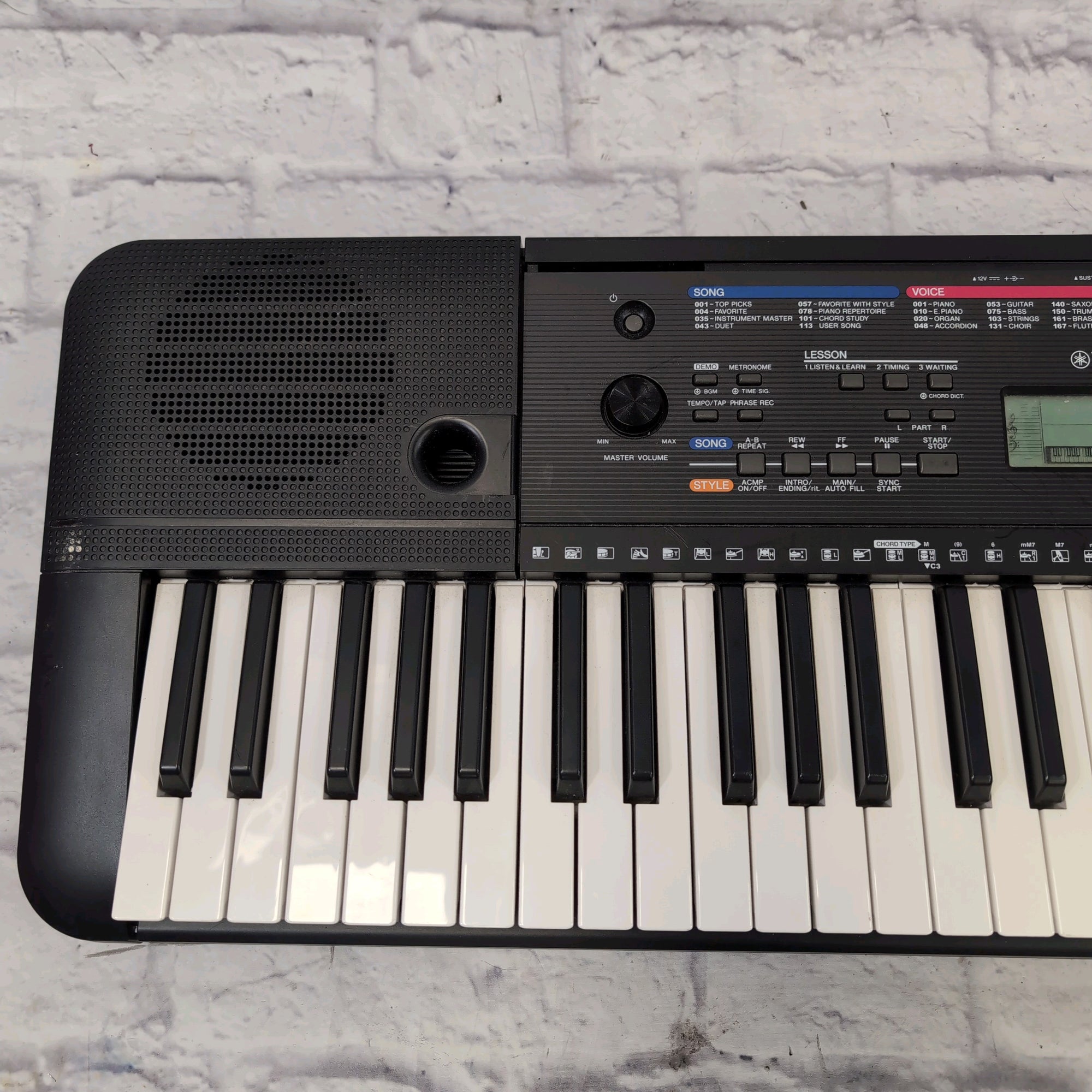 Yamaha PSR-E263 電子ピアノ 61鍵 Amazon.co.jp: Yamaha PSR-E263 61-Key Portable Keyboard