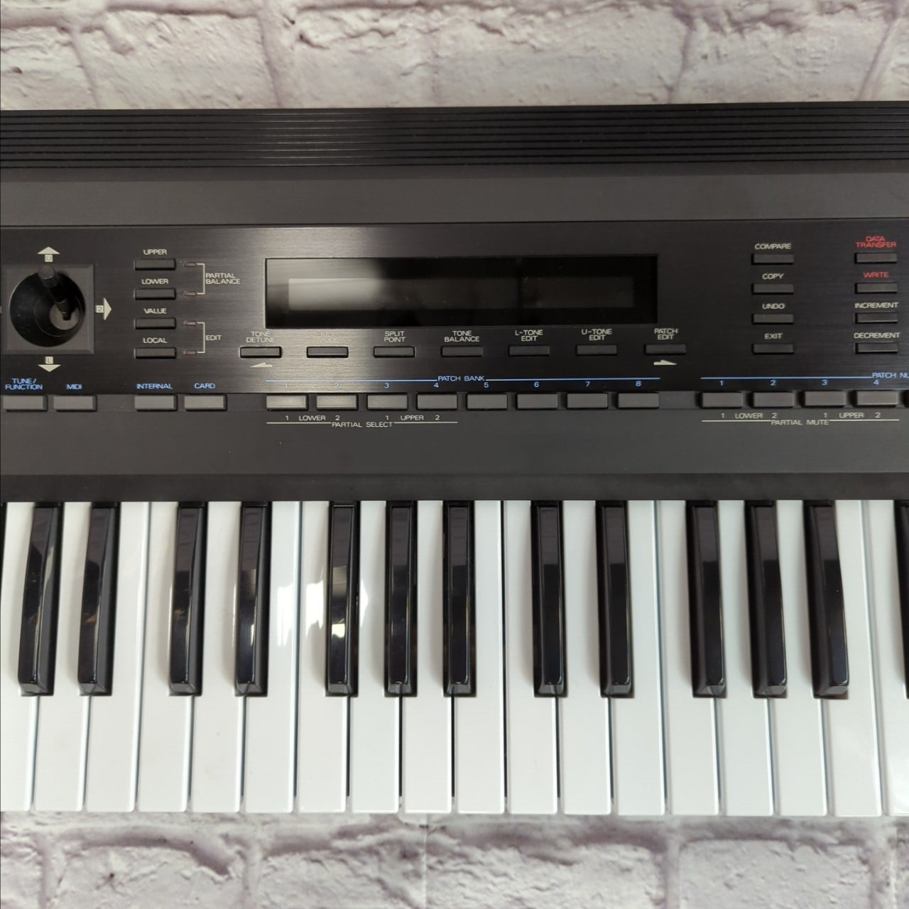 Roland D-50 61-Key Linear Synthsizer