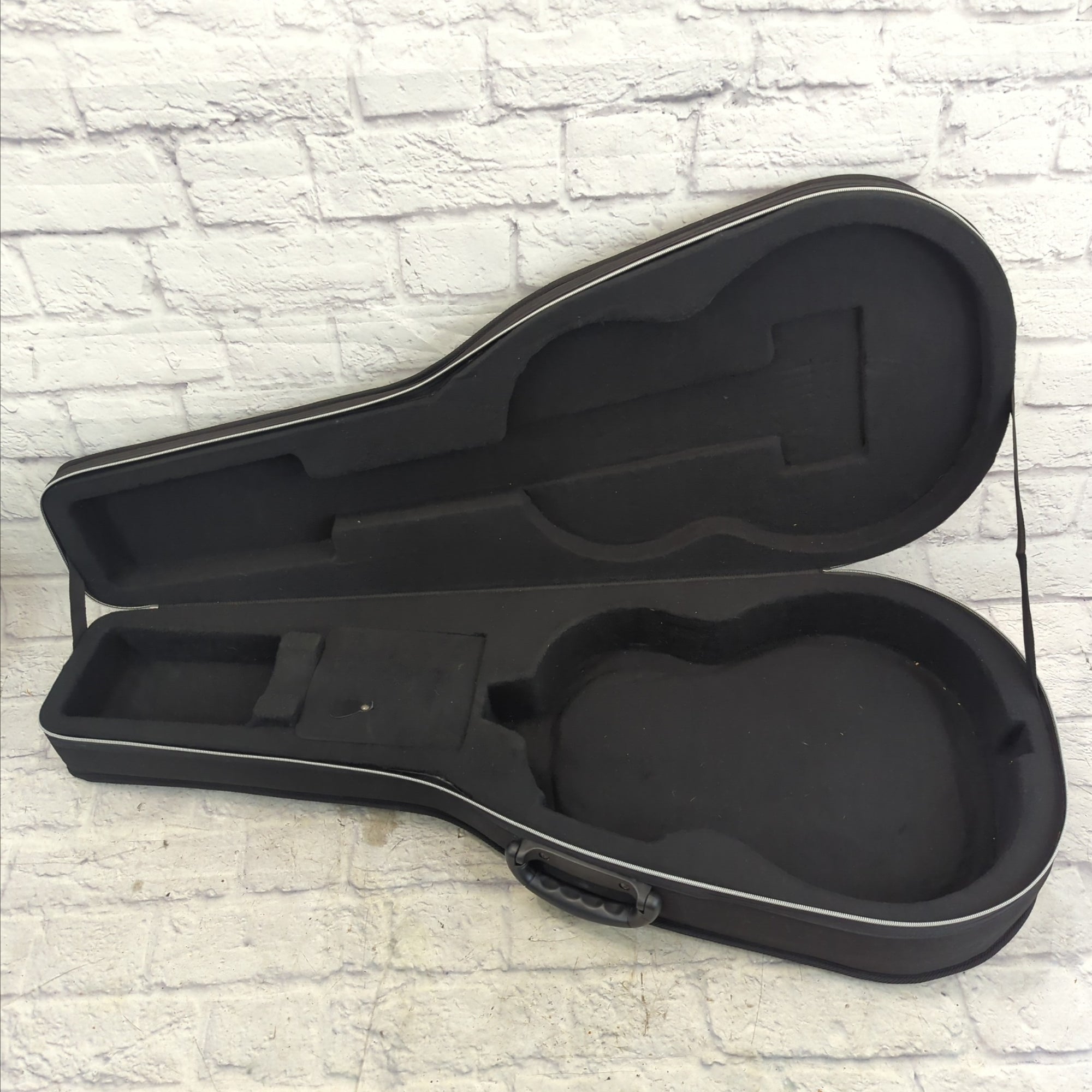 Road Runner Classical Acoustic Guitar Hard Case