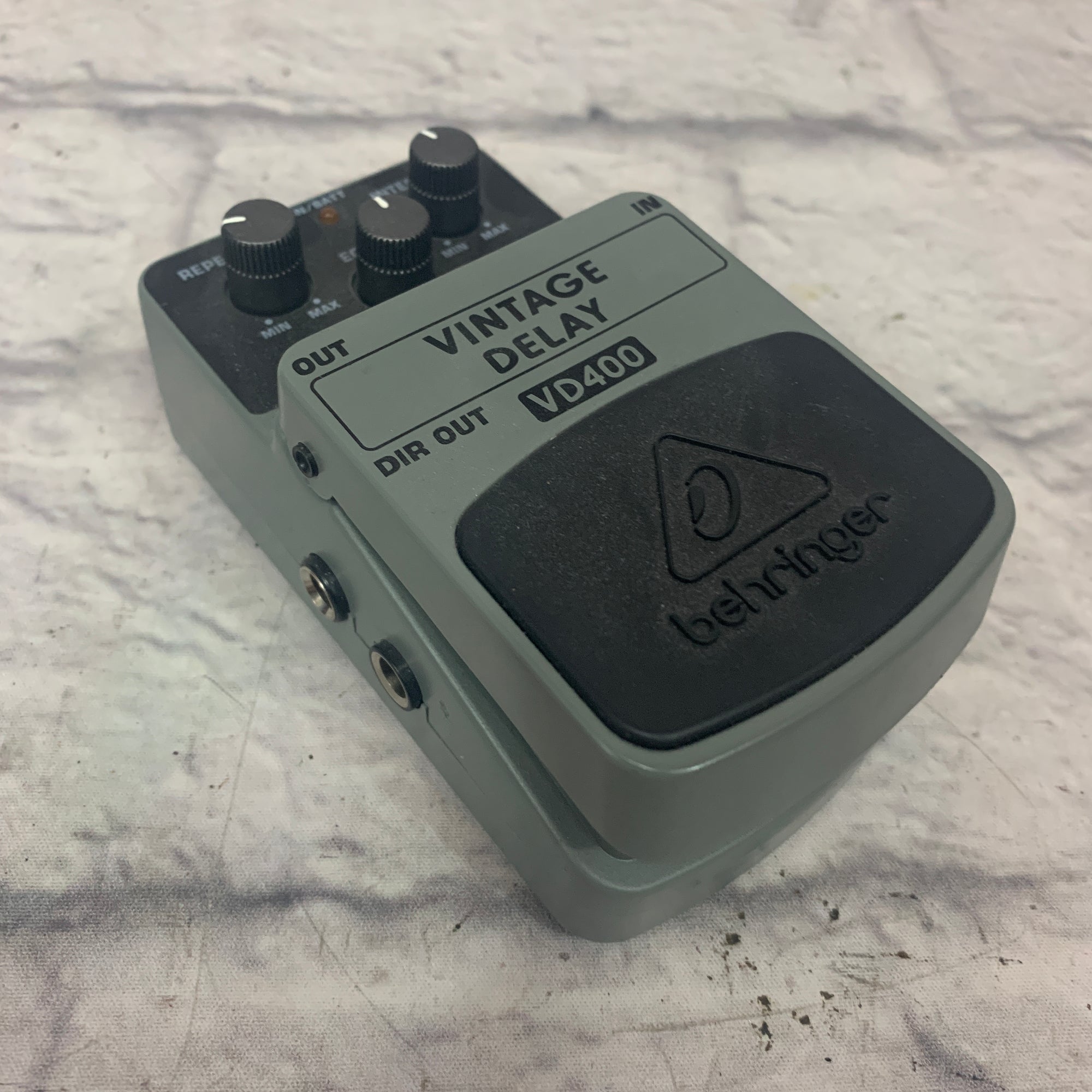 Behringer Vintage Delay Delay Pedal